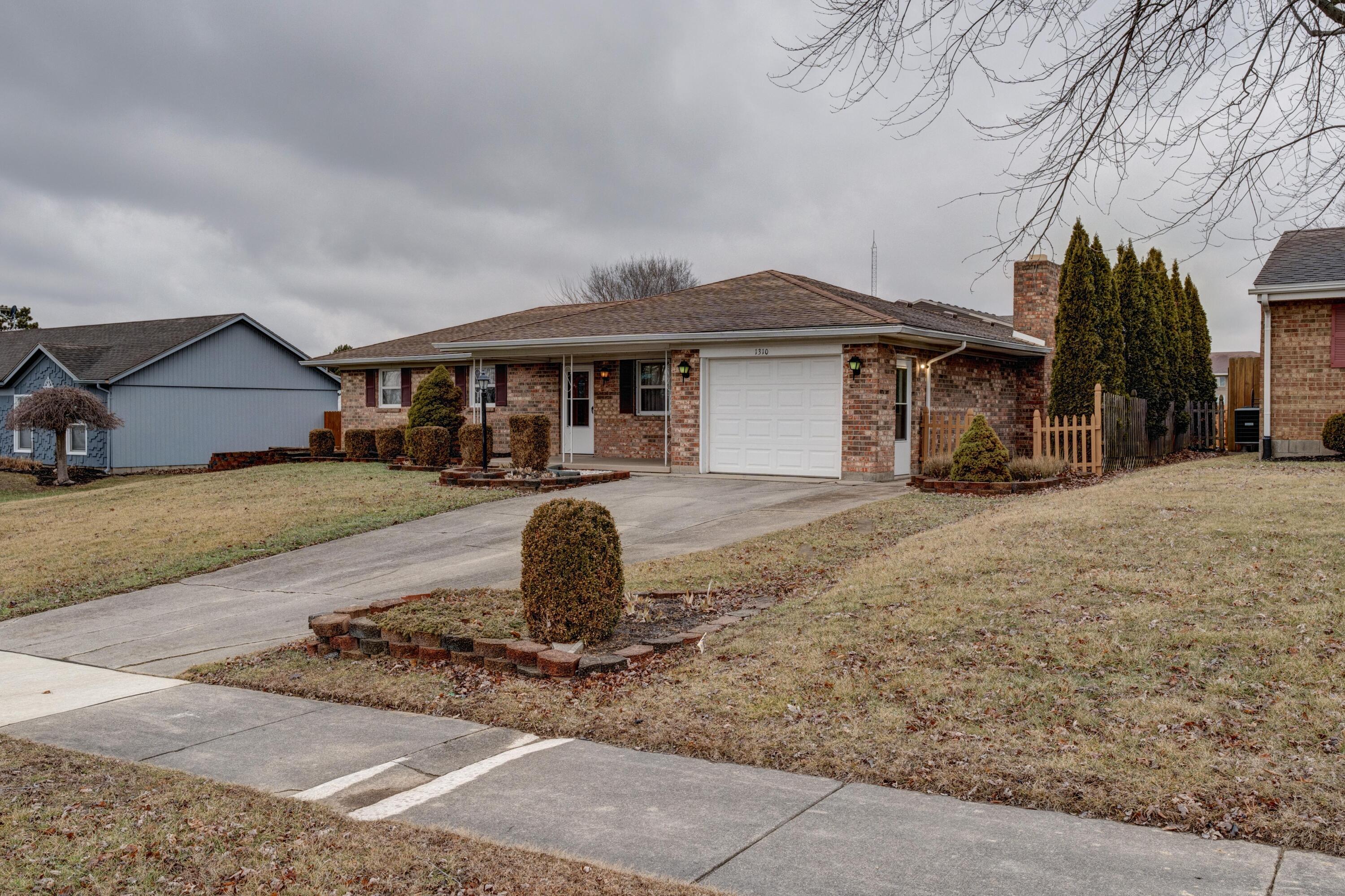 1310 Nottingham Drive, Greenville, Ohio 45331