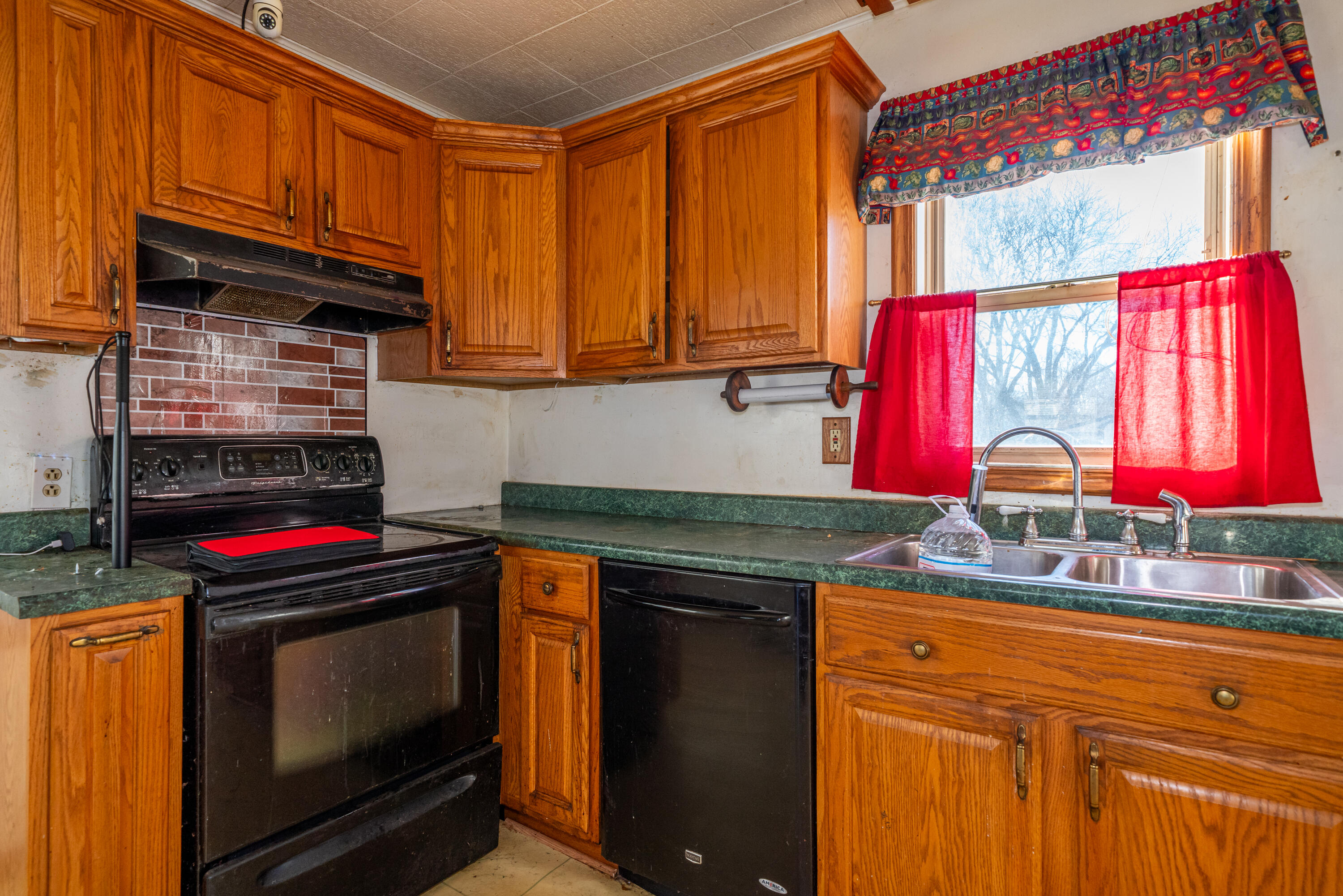 7935 Harrington Avenue, Clayton, Ohio 45415