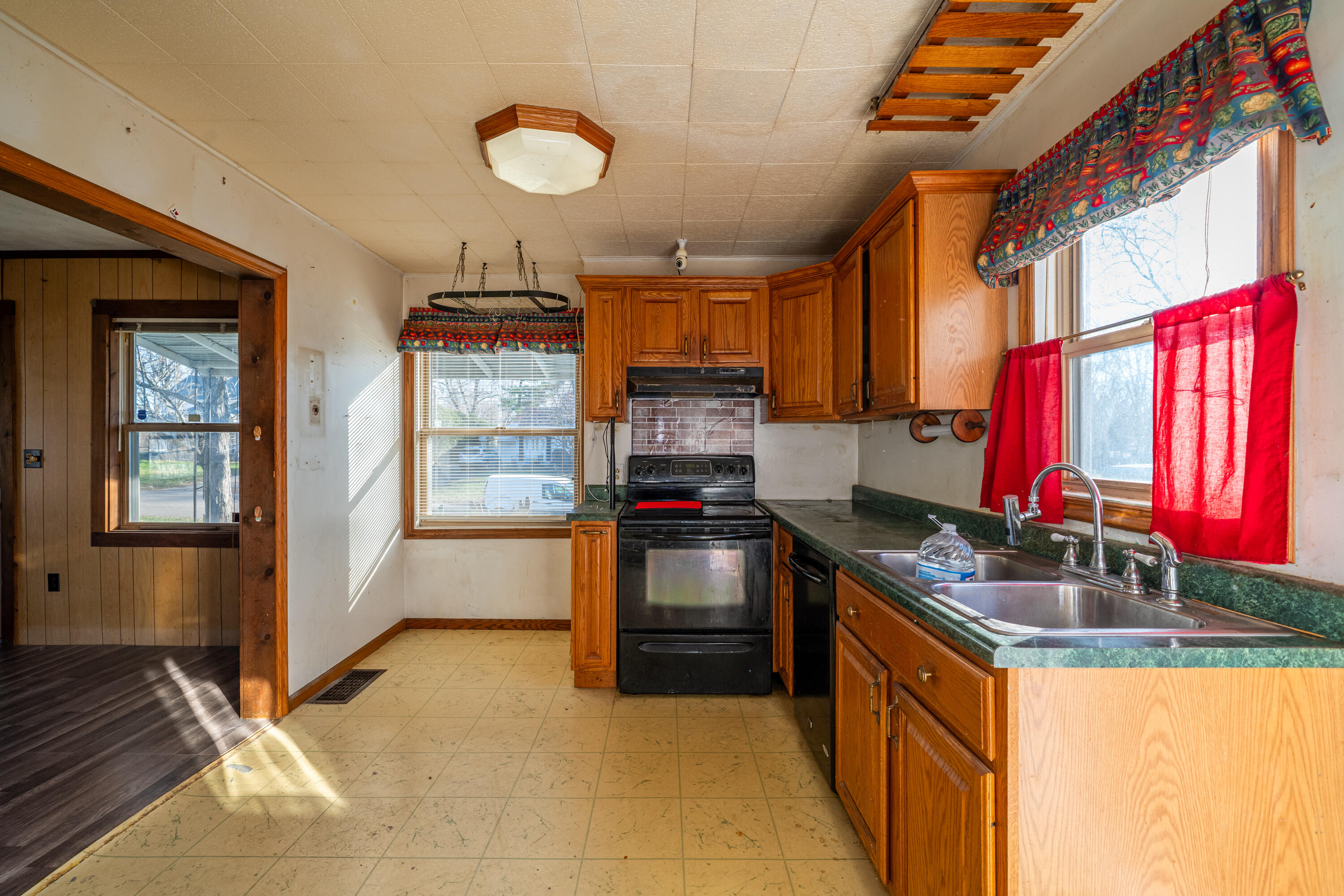 7935 Harrington Avenue, Clayton, Ohio 45415