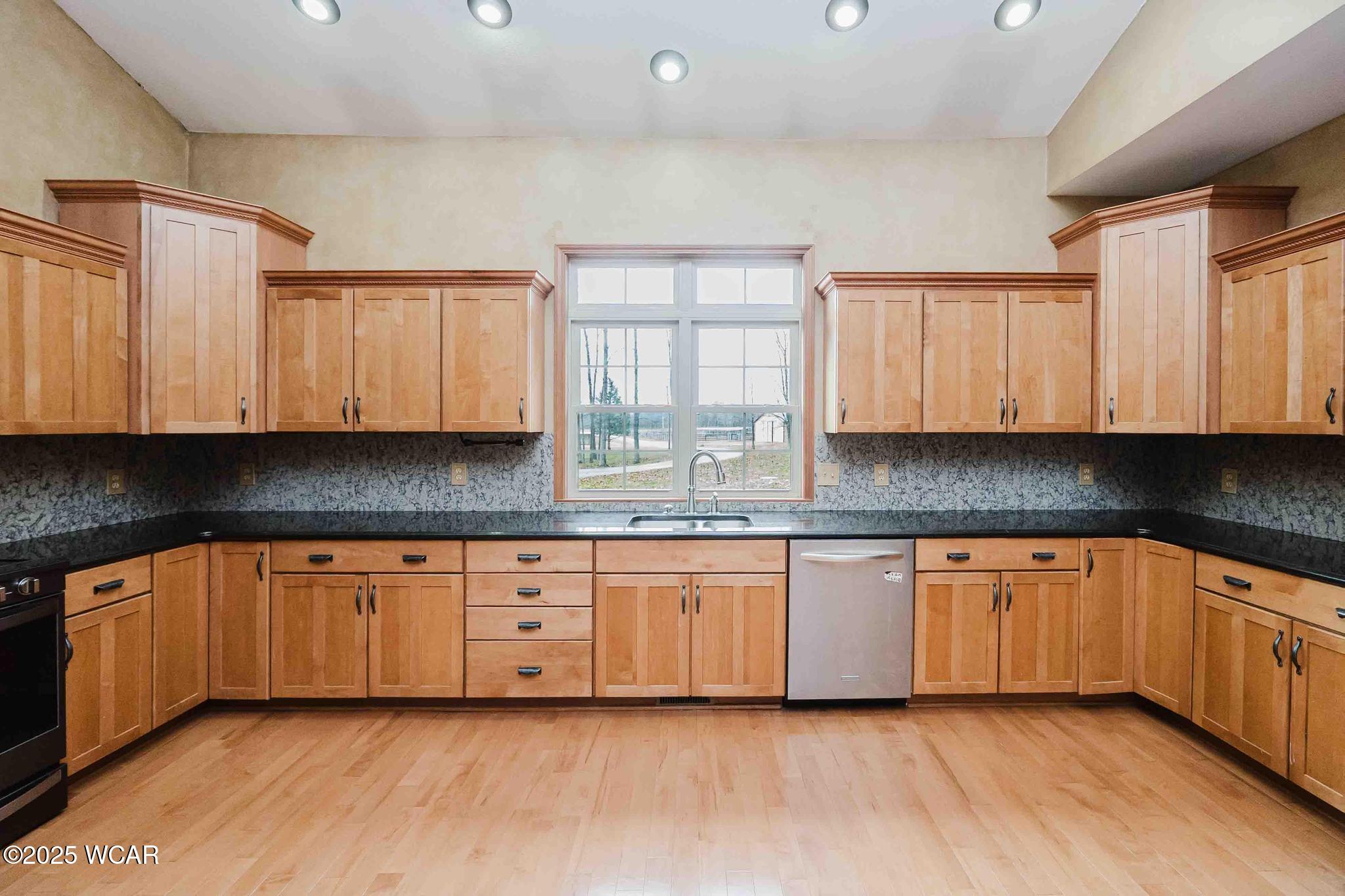 3600 Township Road 27, Bluffton, Ohio