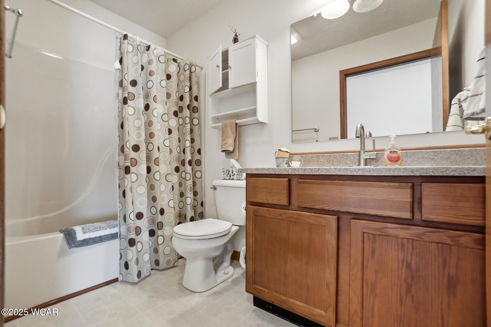 1028 Stonegate Court, Wapakoneta, Ohio