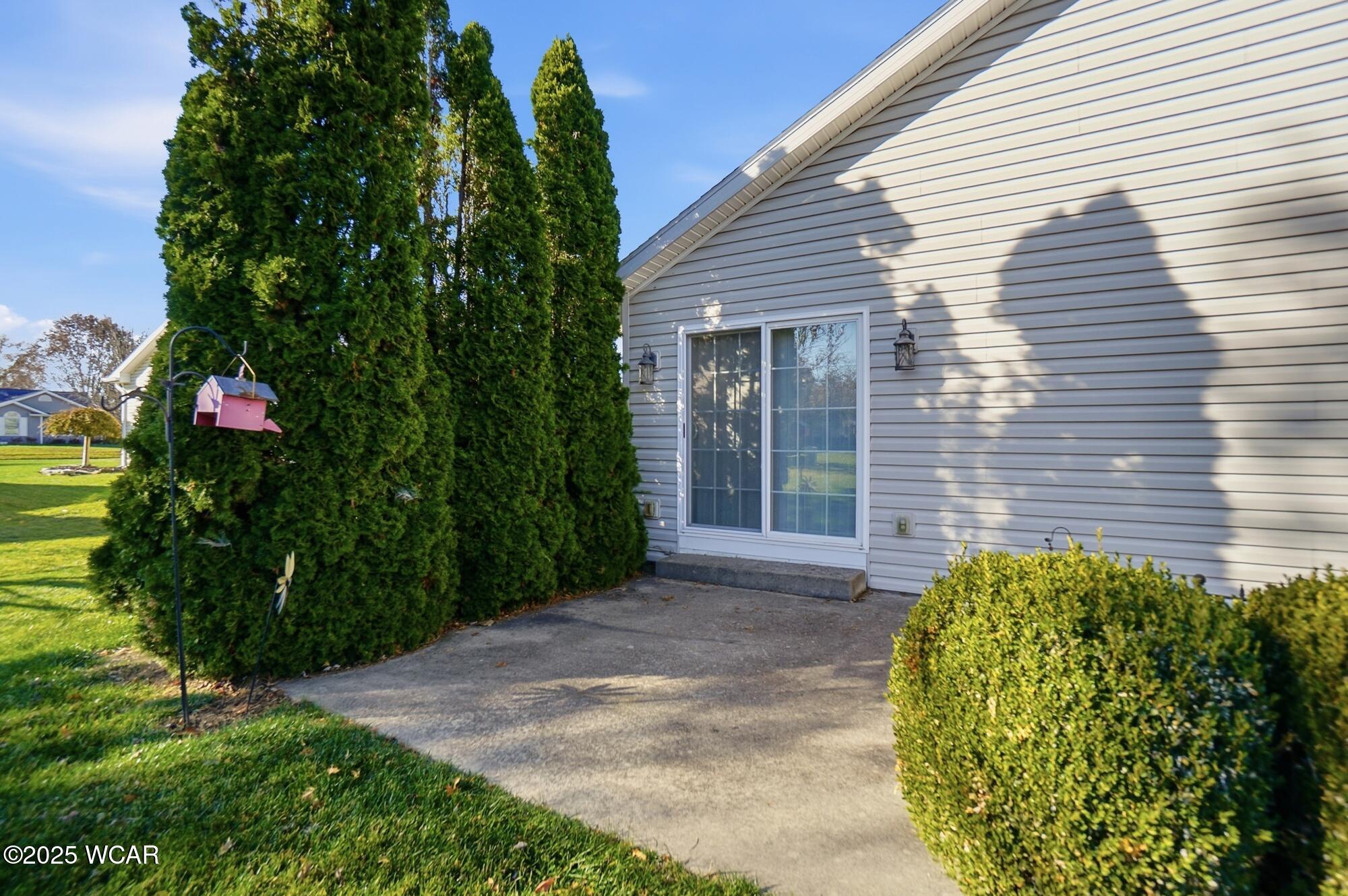 1028 Stonegate Court, Wapakoneta, Ohio