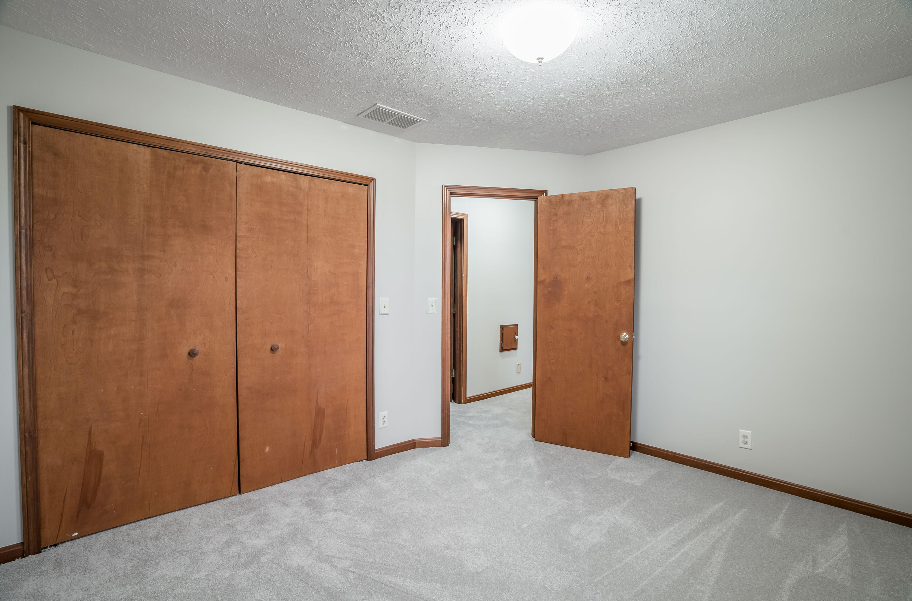 830 Pinehurst Drive, Tipp City, Ohio 45371