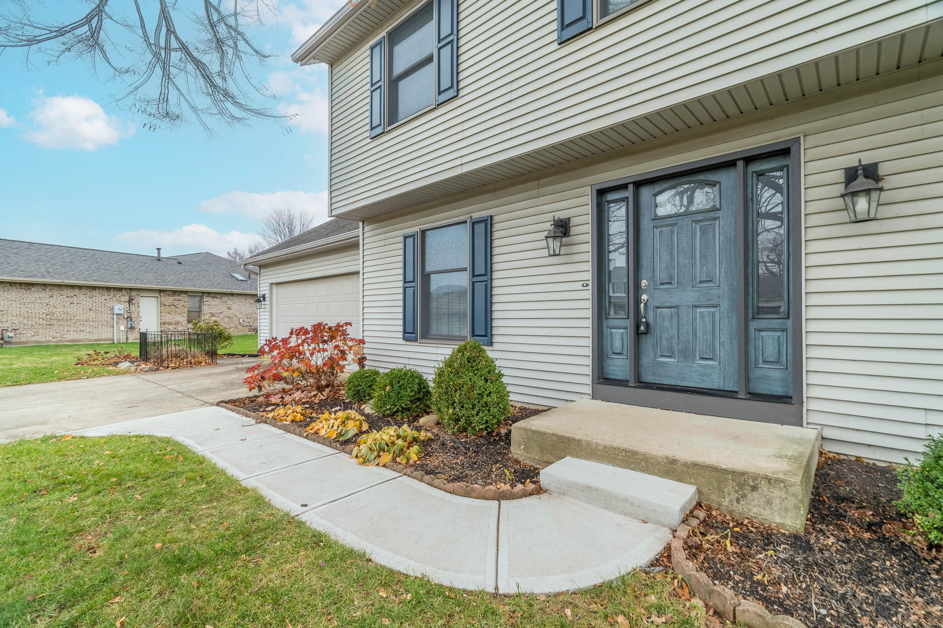 830 Pinehurst Drive, Tipp City, Ohio 45371