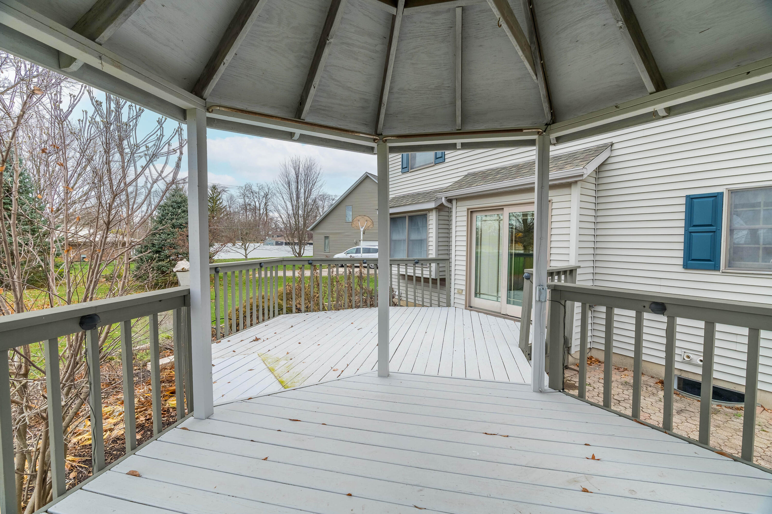 830 Pinehurst Drive, Tipp City, Ohio 45371