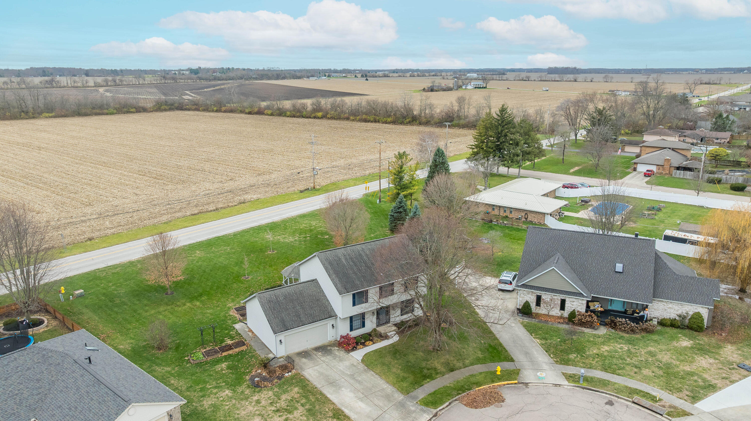 830 Pinehurst Drive, Tipp City, Ohio 45371