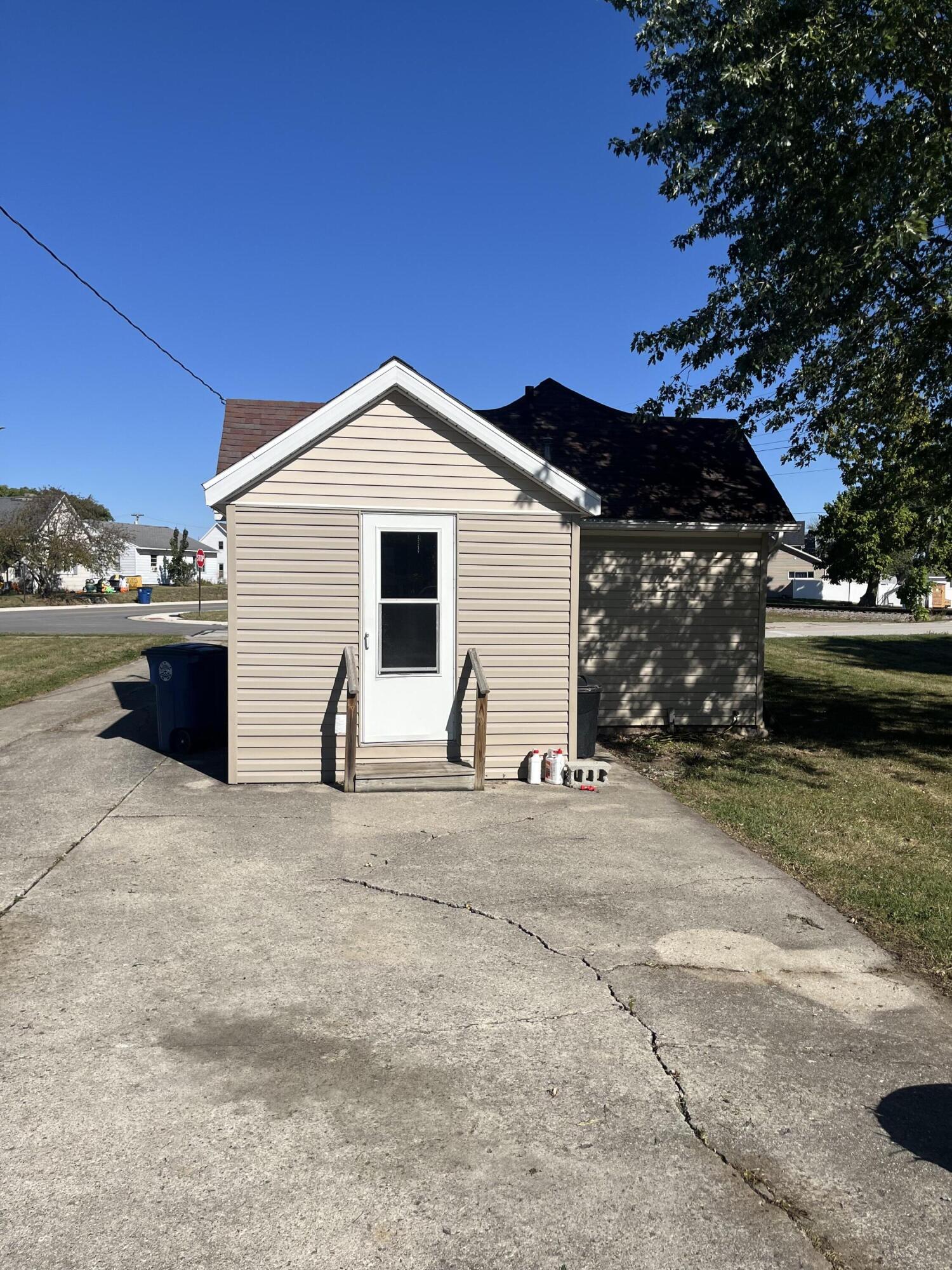 105 Maple Street, Saint Marys, Ohio 45885