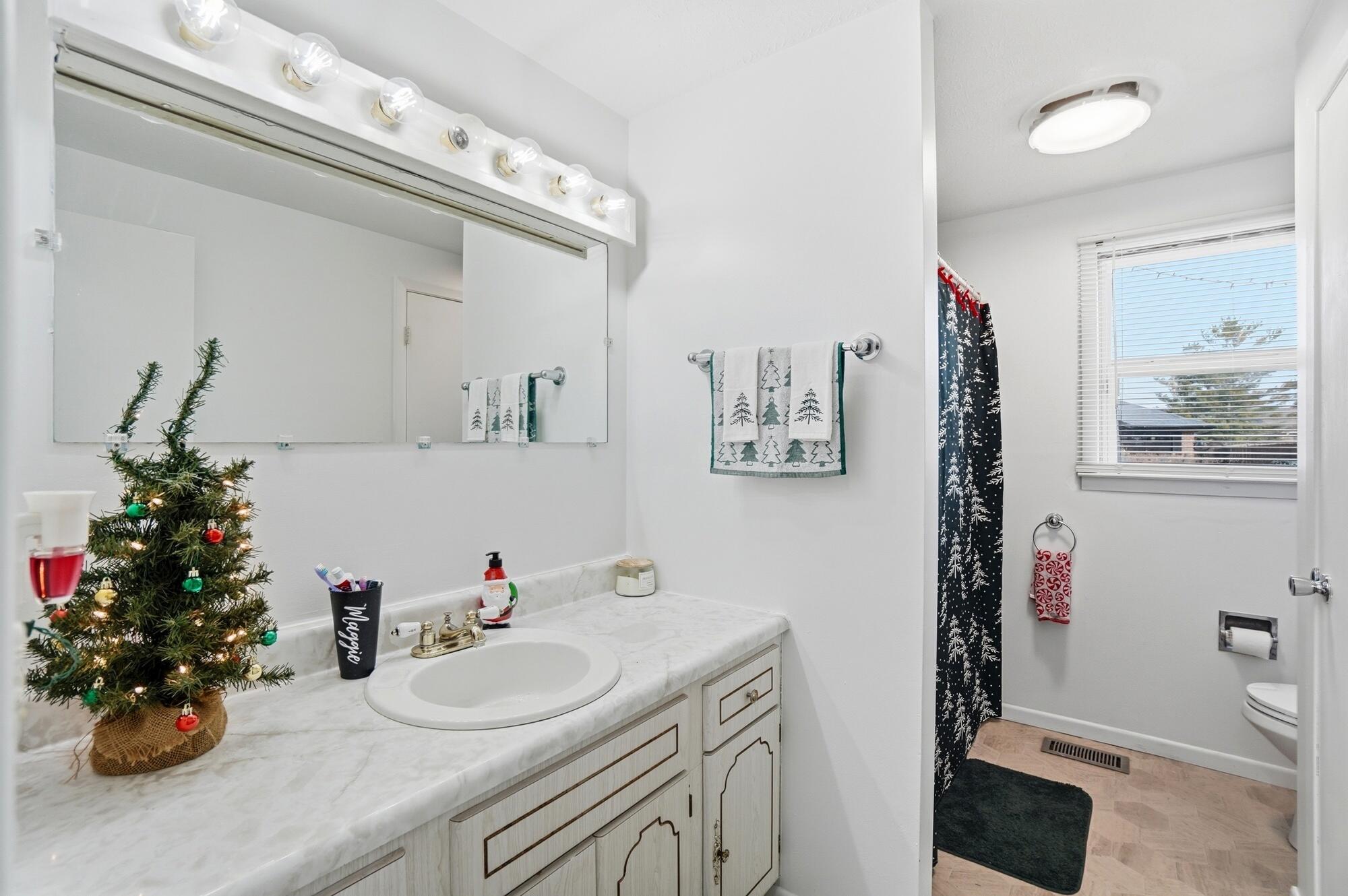 1731 Elaina Drive, Springfield, Ohio 45503