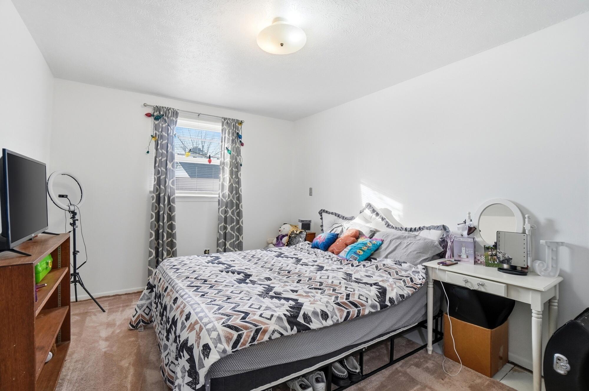 1731 Elaina Drive, Springfield, Ohio 45503