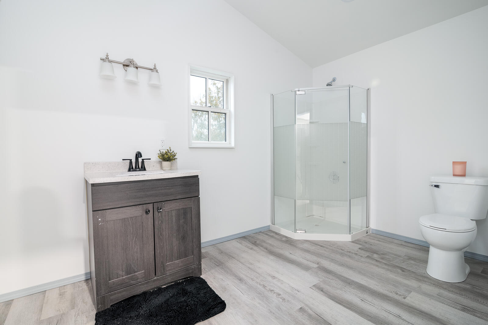 15 Stewart Avenue, London, Ohio 43140