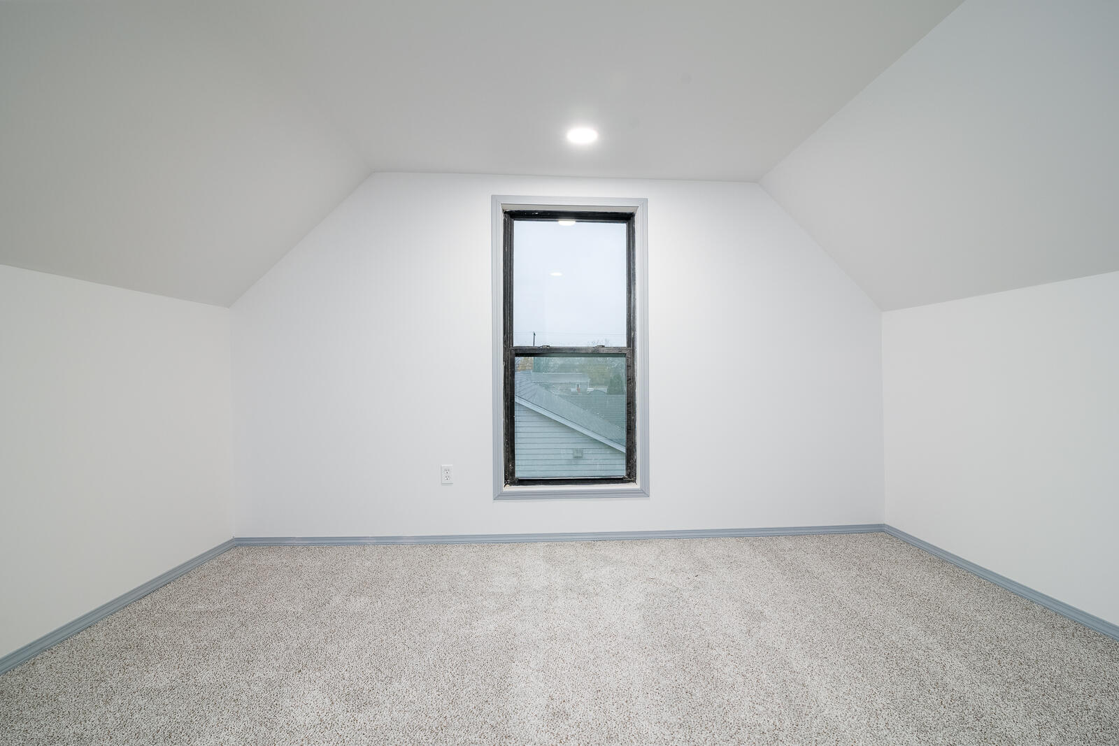 15 Stewart Avenue, London, Ohio 43140