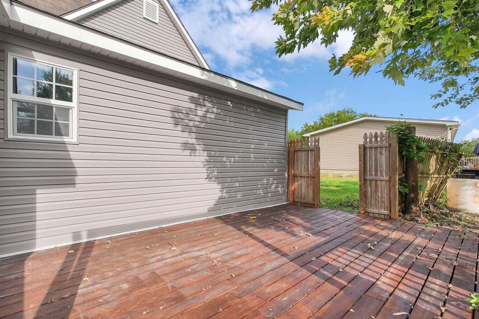 15 Stewart Avenue, London, Ohio 43140