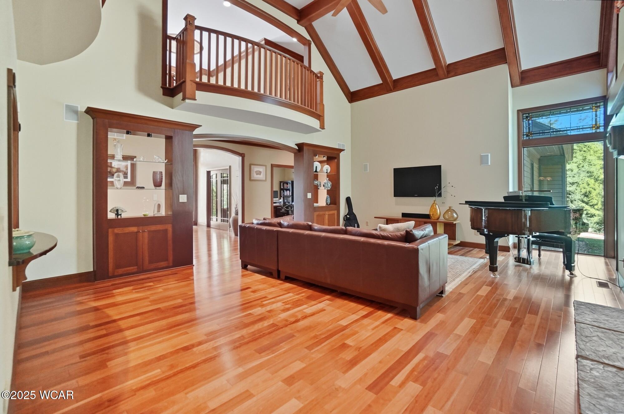 3039 Lakeshore Drive, Lima, Ohio