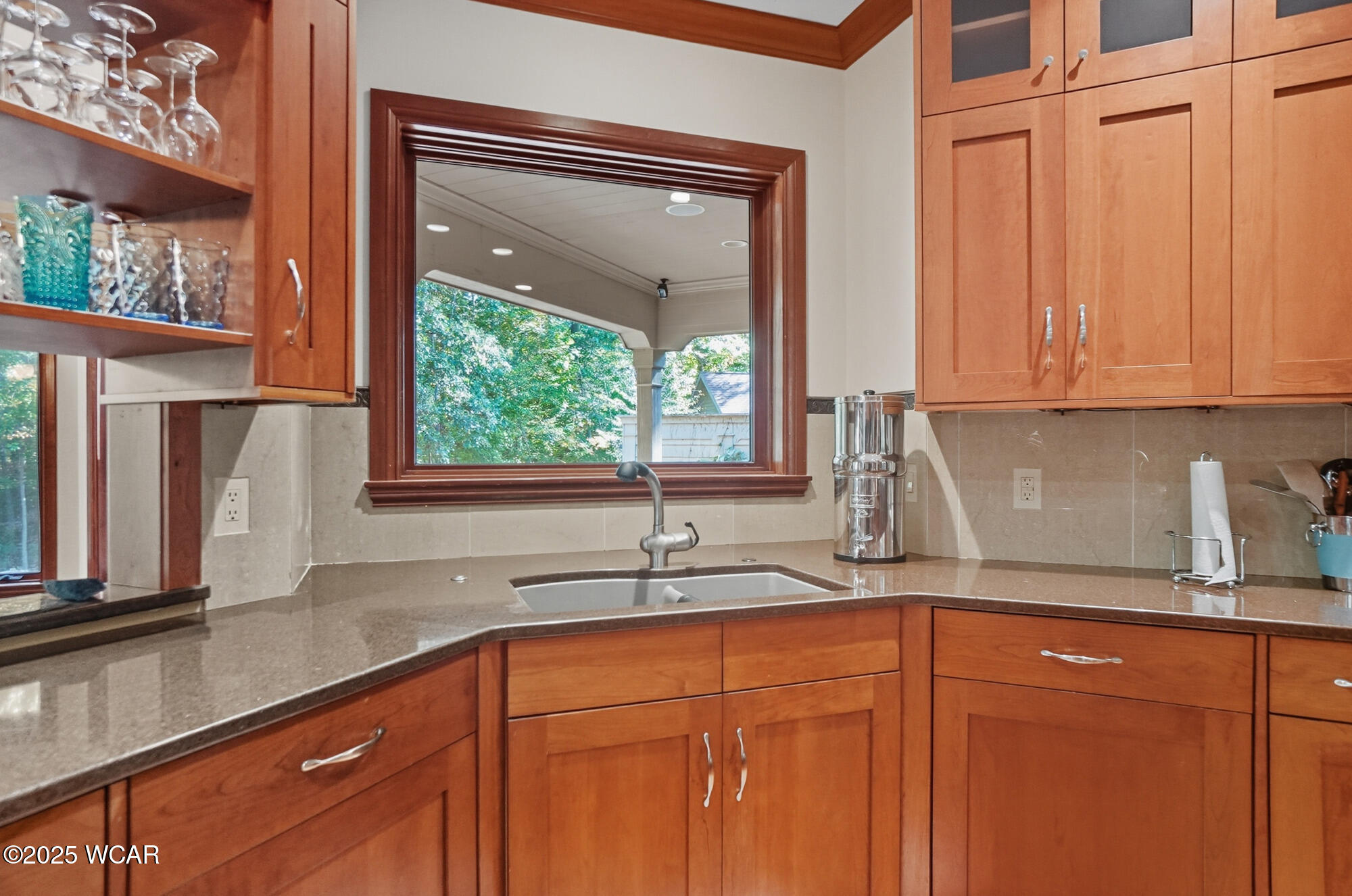 3039 Lakeshore Drive, Lima, Ohio