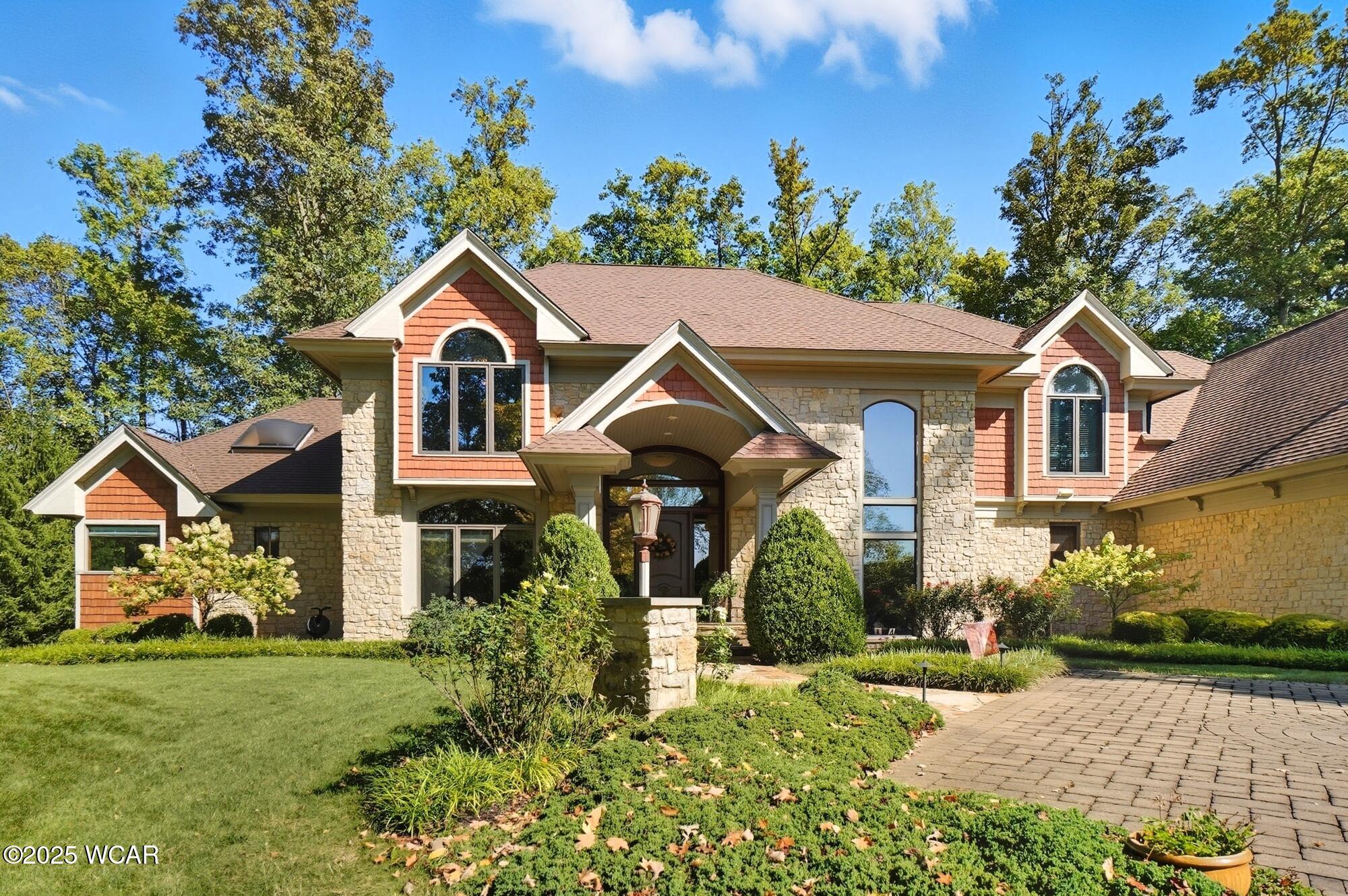 3039 Lakeshore Drive, Lima, Ohio