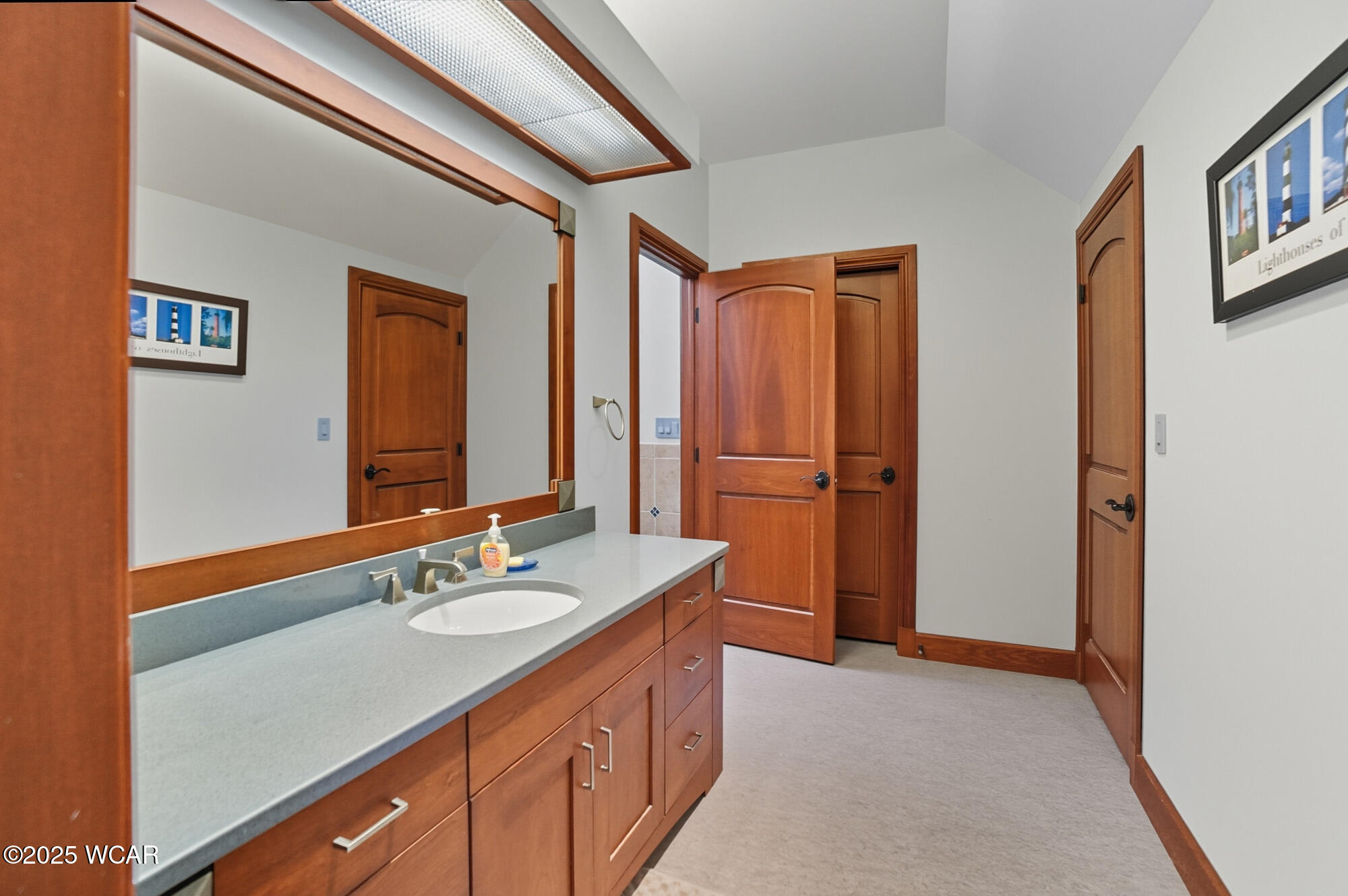 3039 Lakeshore Drive, Lima, Ohio