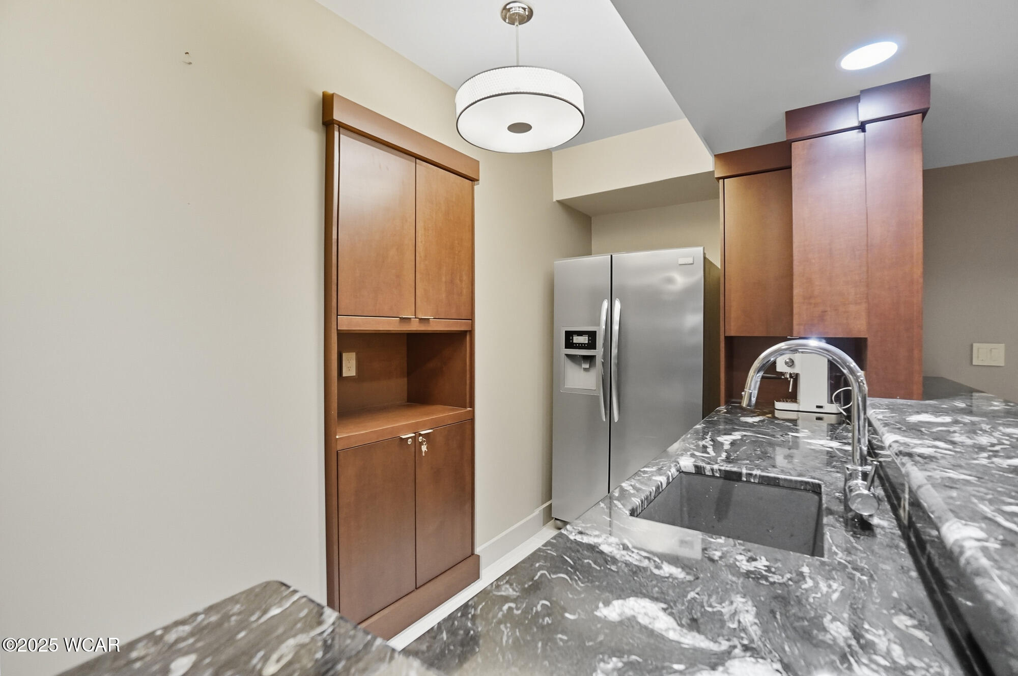 3039 Lakeshore Drive, Lima, Ohio