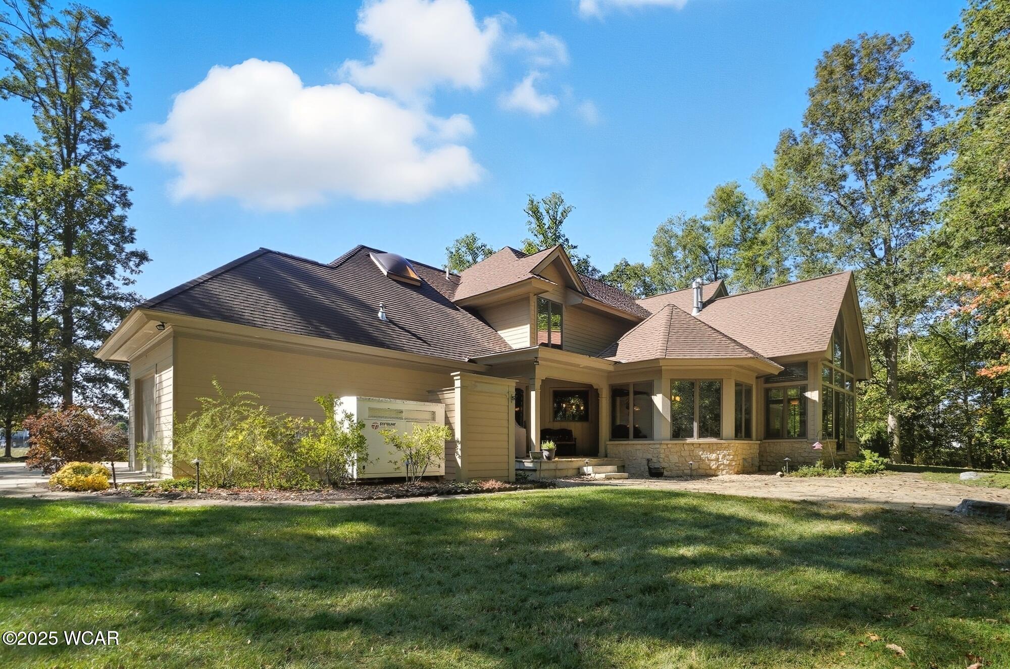 3039 Lakeshore Drive, Lima, Ohio