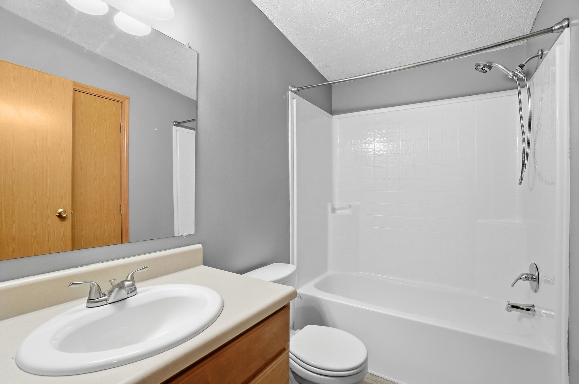 1810 Summit Street, Springfield, Ohio 45503