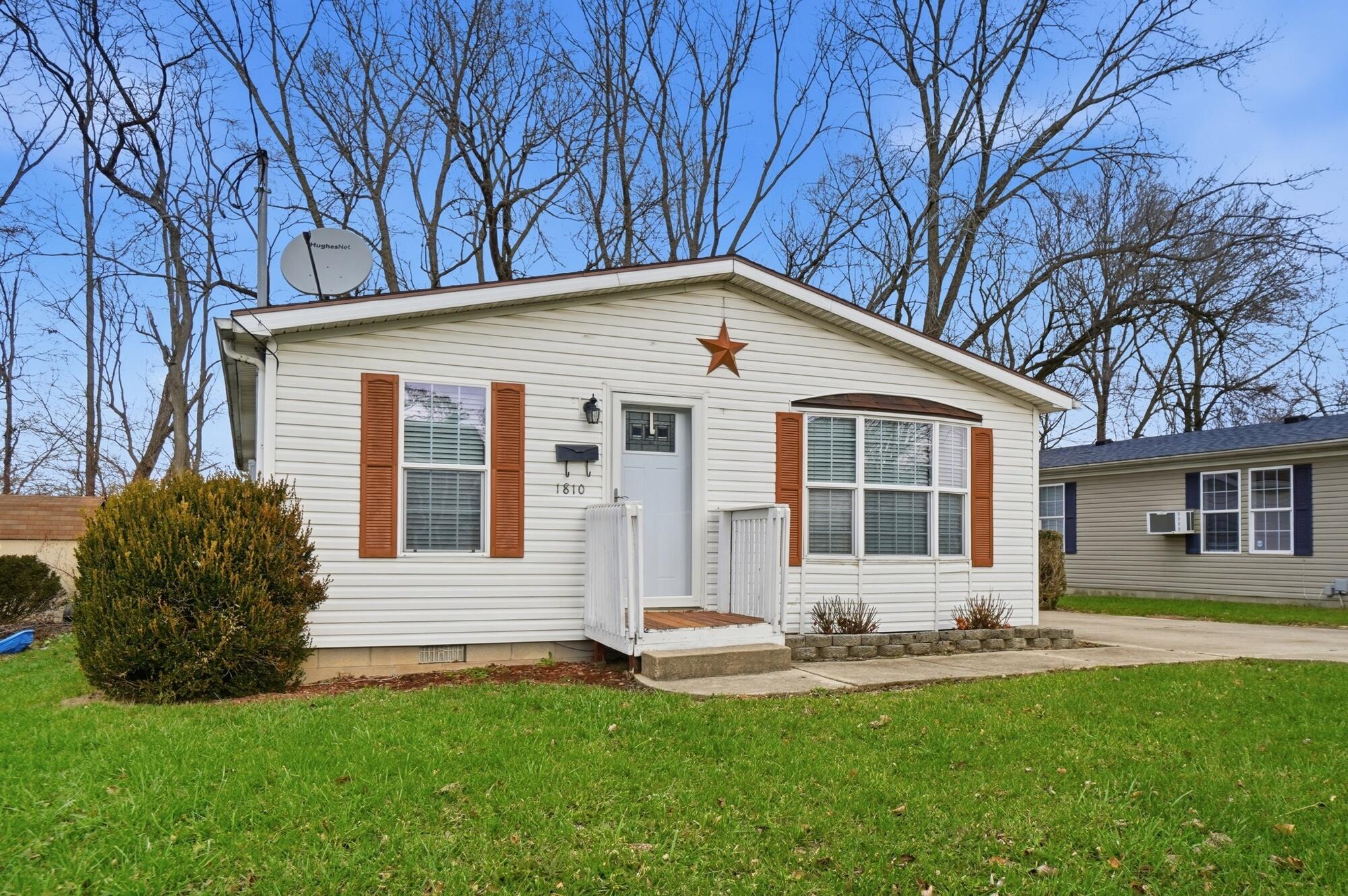 1810 Summit Street, Springfield, Ohio 45503