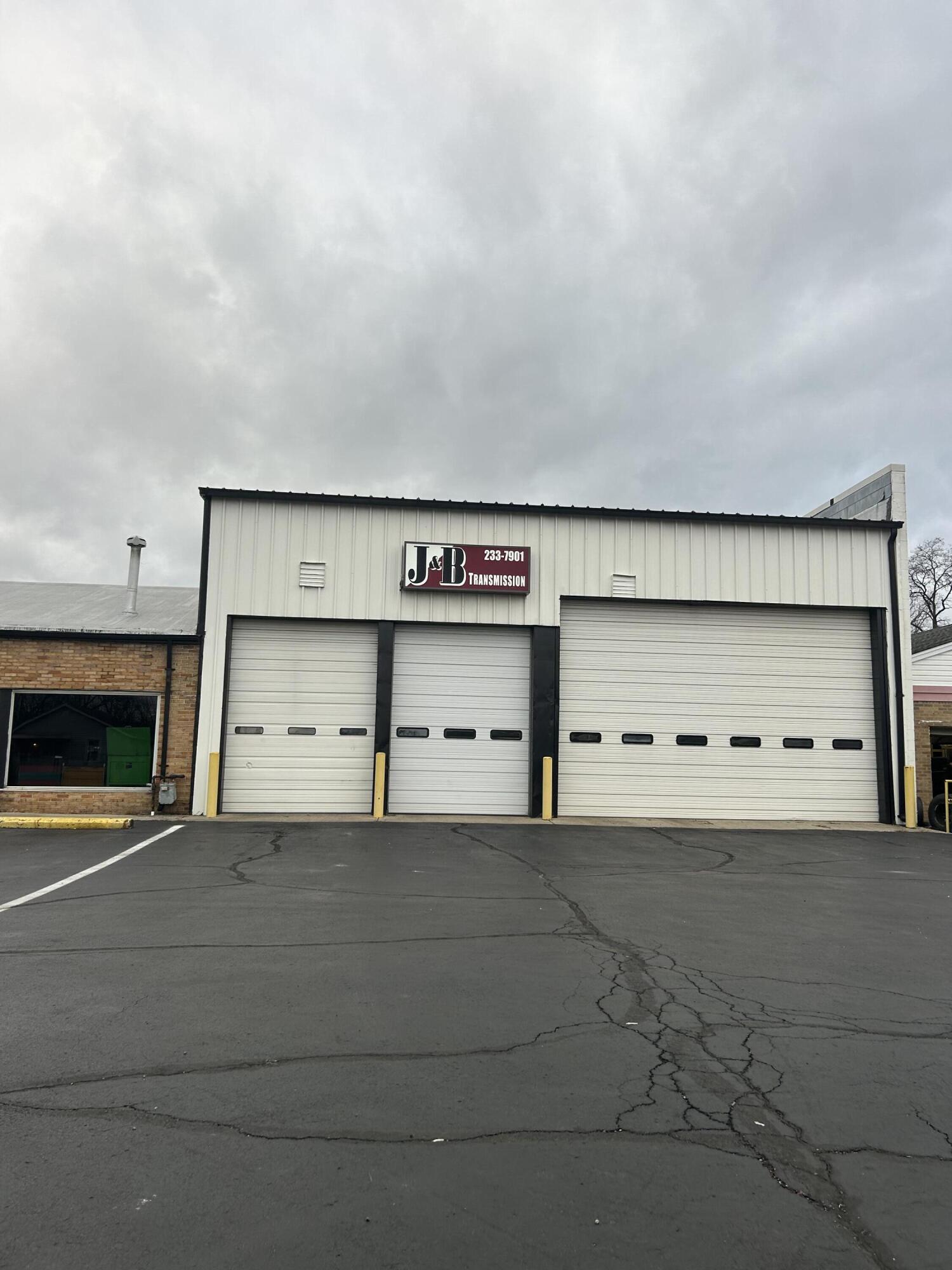 2547 Valley, Dayton, Ohio 45404