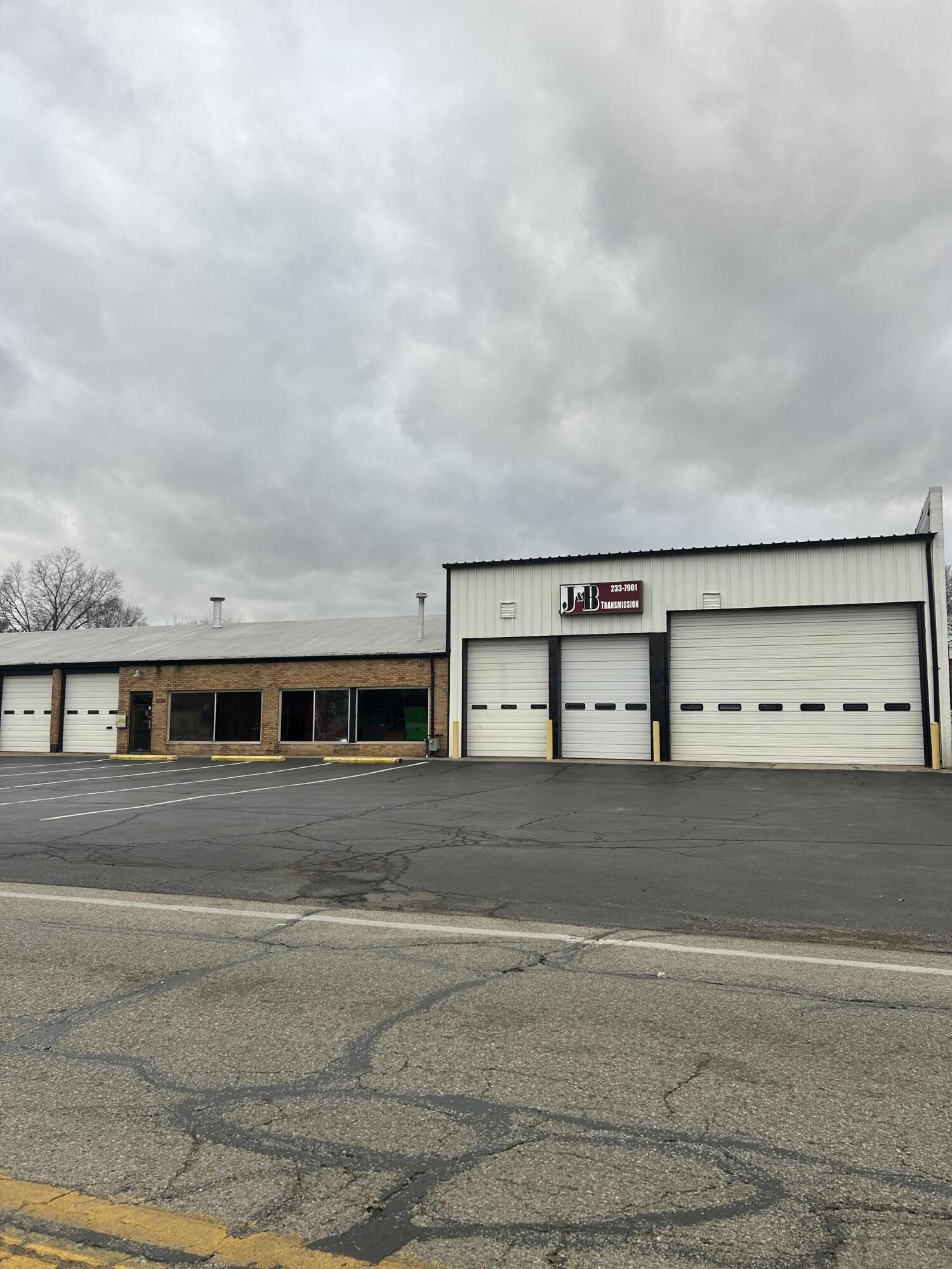 2547 Valley, Dayton, Ohio 45404