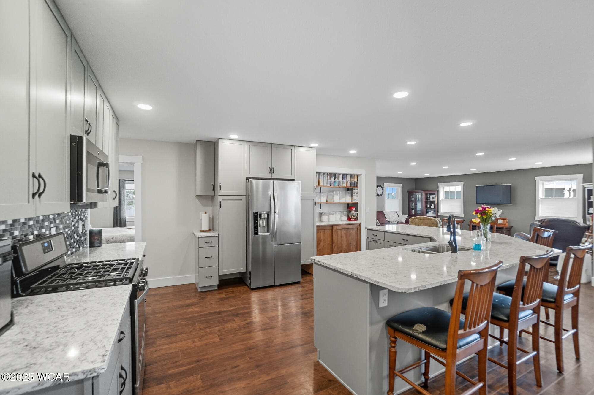 8900 Dixie Highway, Bluffton, Ohio