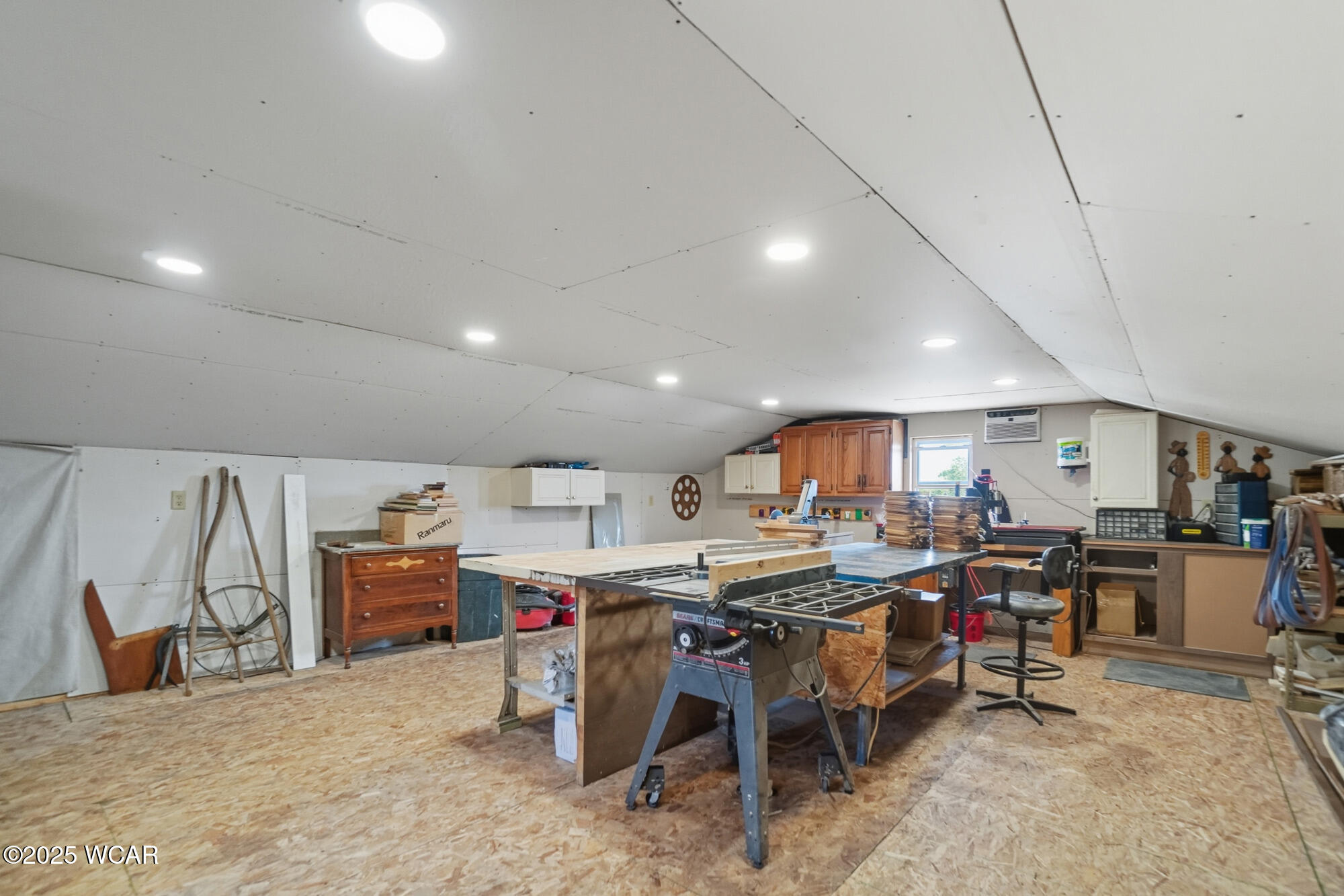 8900 Dixie Highway, Bluffton, Ohio