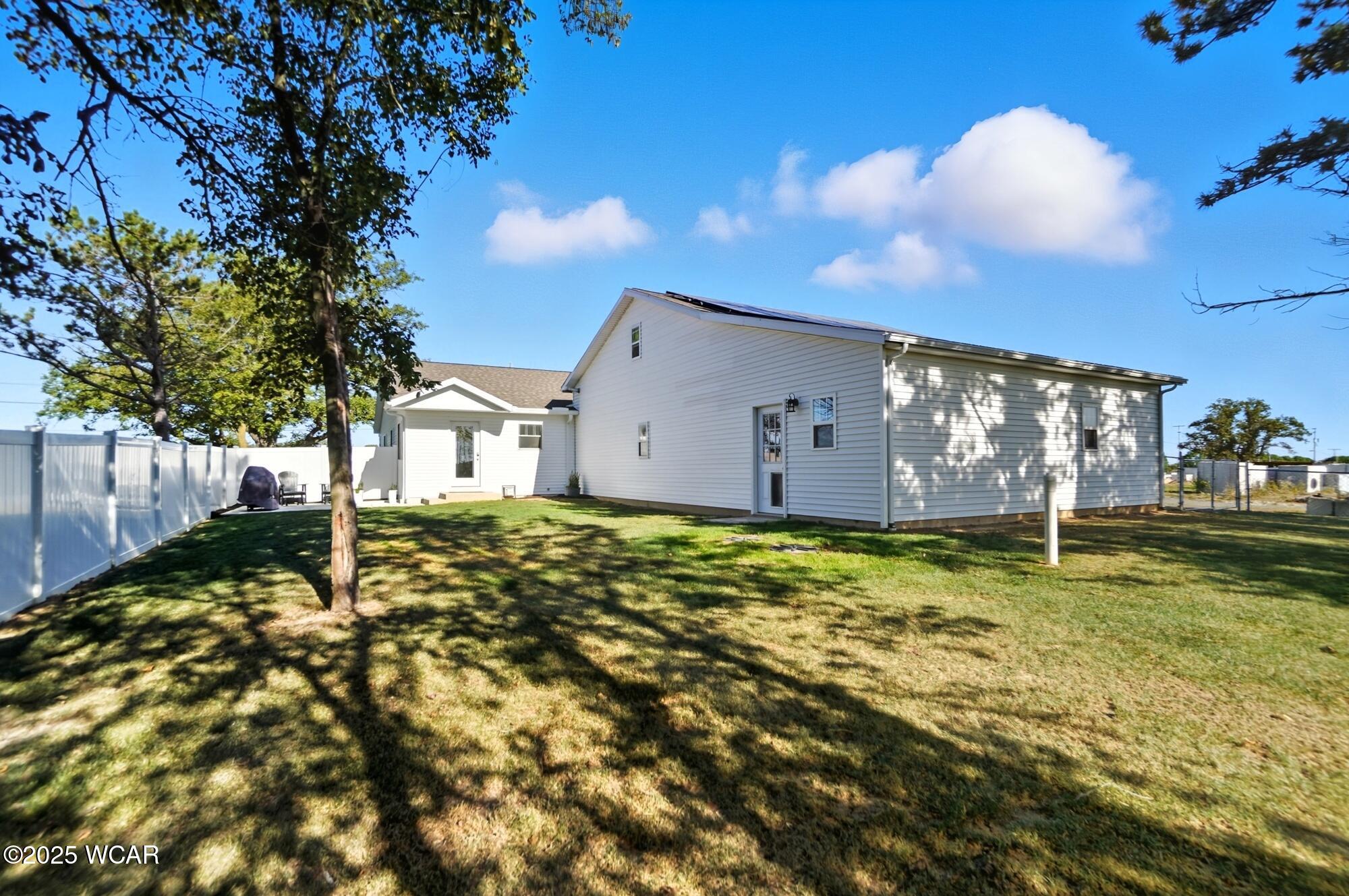 8900 Dixie Highway, Bluffton, Ohio