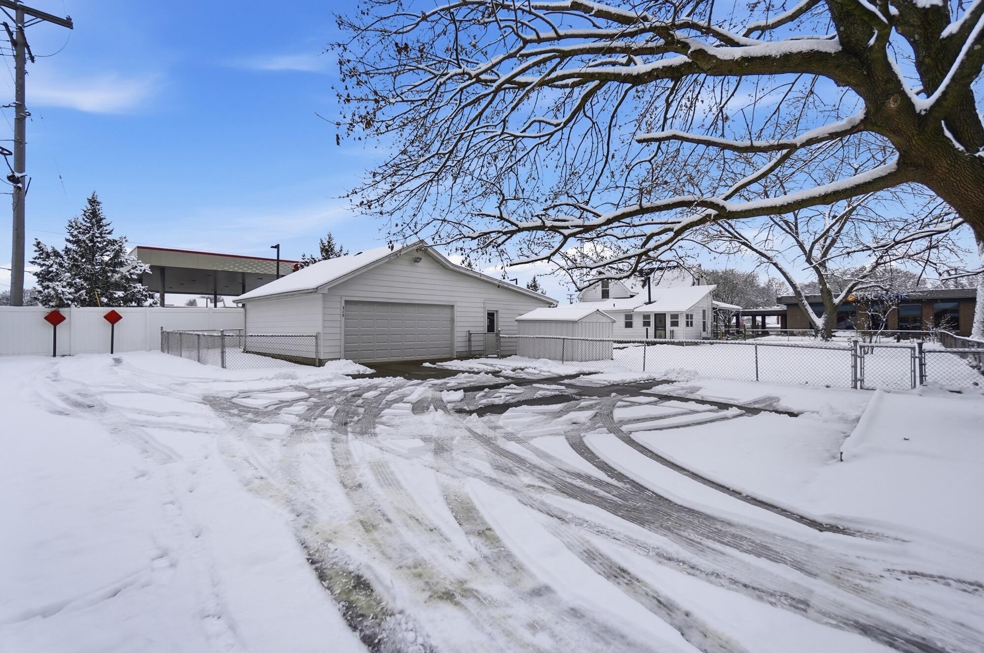 315 Main Street, New Carlisle, Ohio 45344