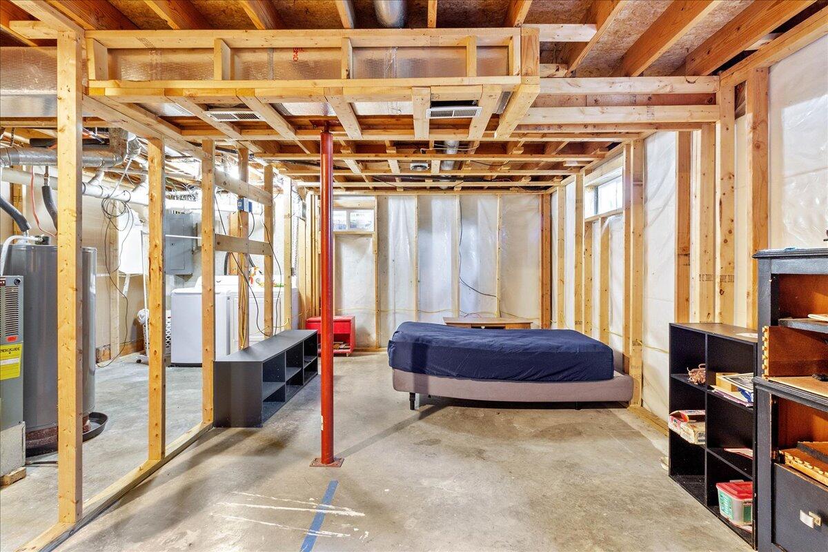 28 Lloyd Drive, North Lewisburg, Ohio 43060