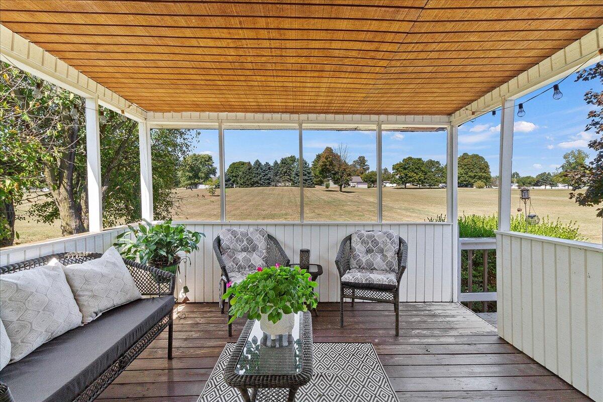 28 Lloyd Drive, North Lewisburg, Ohio 43060