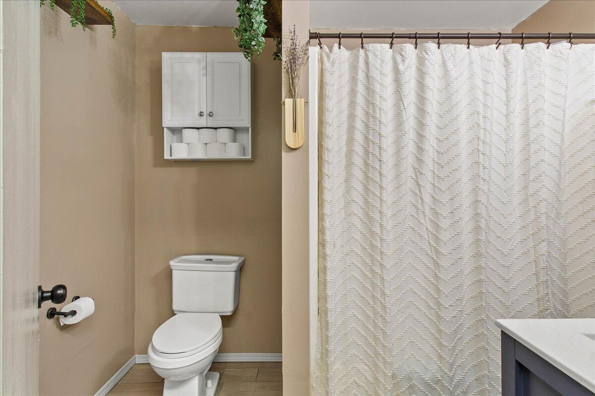 10 Darby Avenue, Mechanicsburg, Ohio 43044