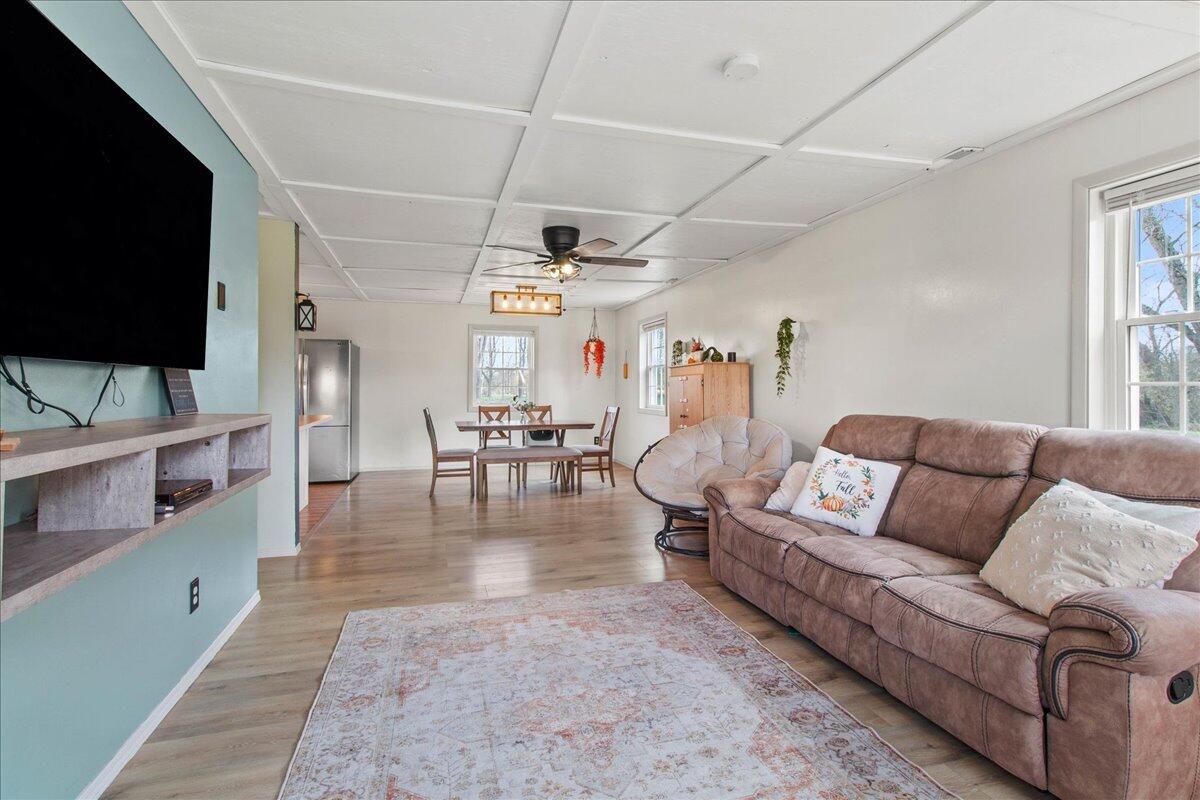 10 Darby Avenue, Mechanicsburg, Ohio 43044