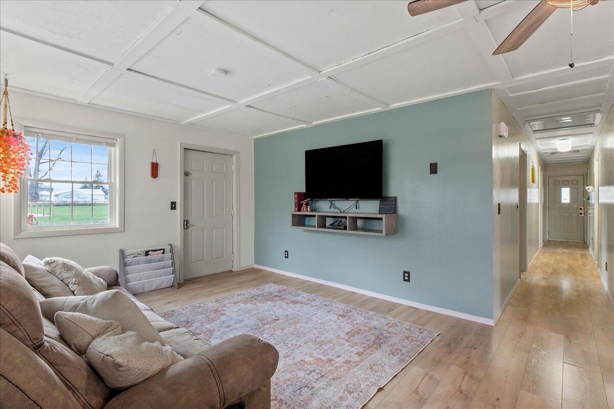 10 Darby Avenue, Mechanicsburg, Ohio 43044