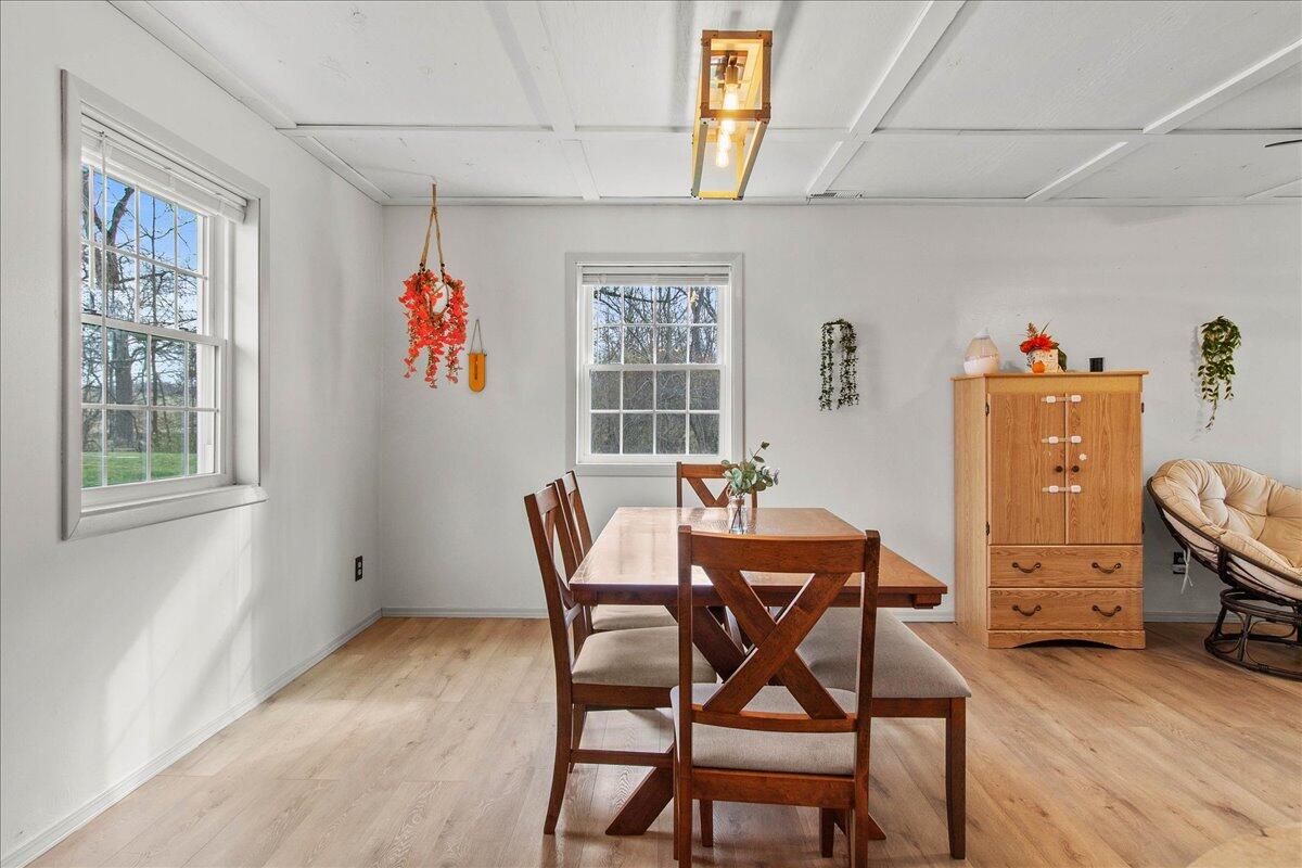 10 Darby Avenue, Mechanicsburg, Ohio 43044