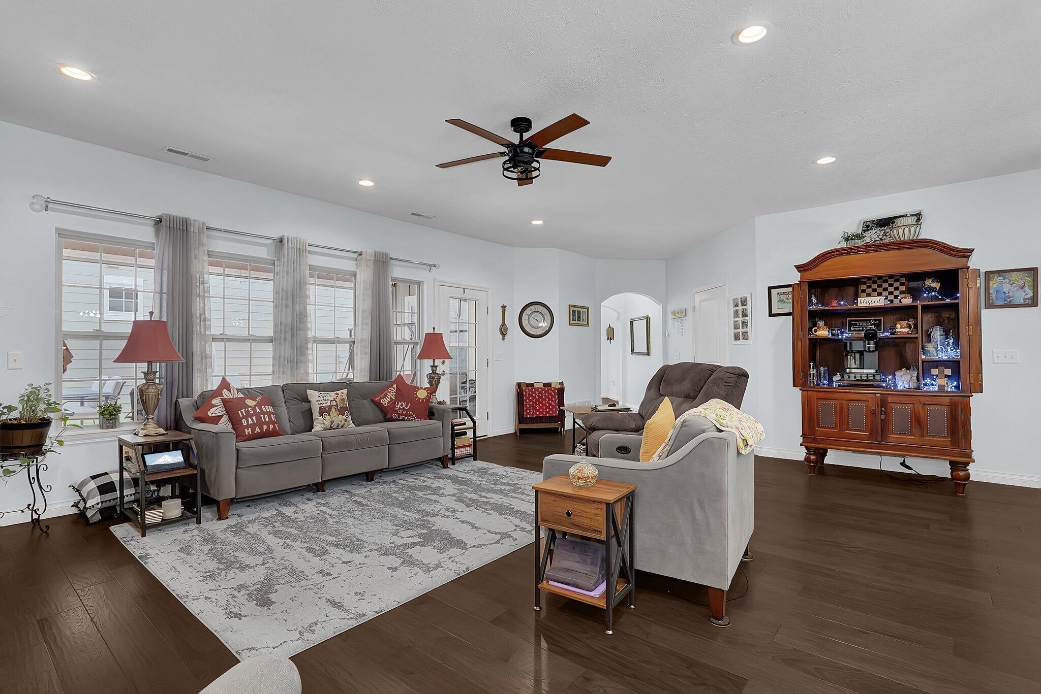 816 Summerlin Lane, Marysville, Ohio 43040