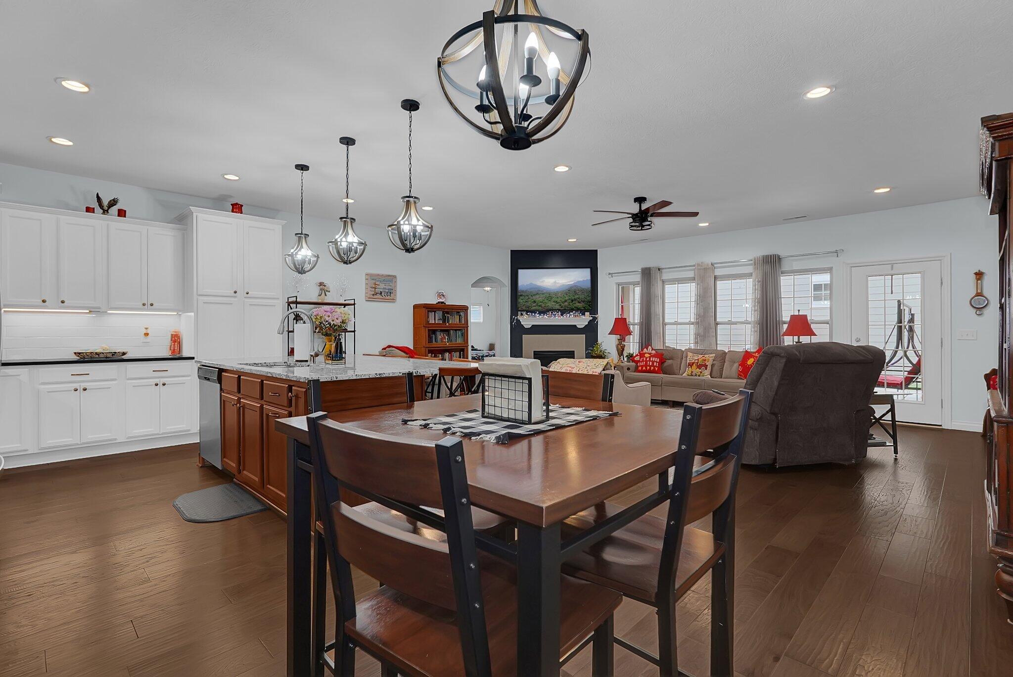 816 Summerlin Lane, Marysville, Ohio 43040