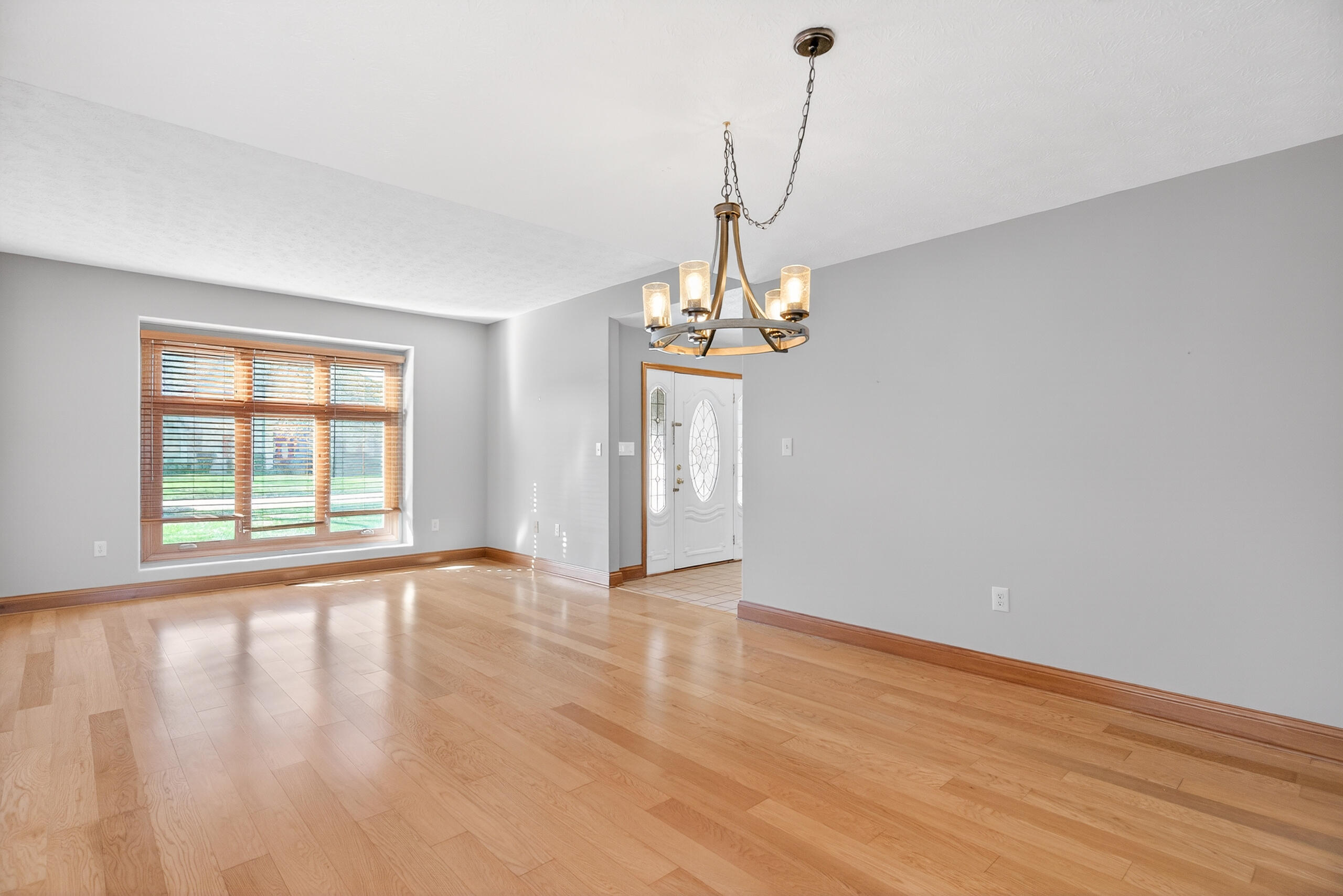 2591 Merrimont Drive, Troy, Ohio 45373