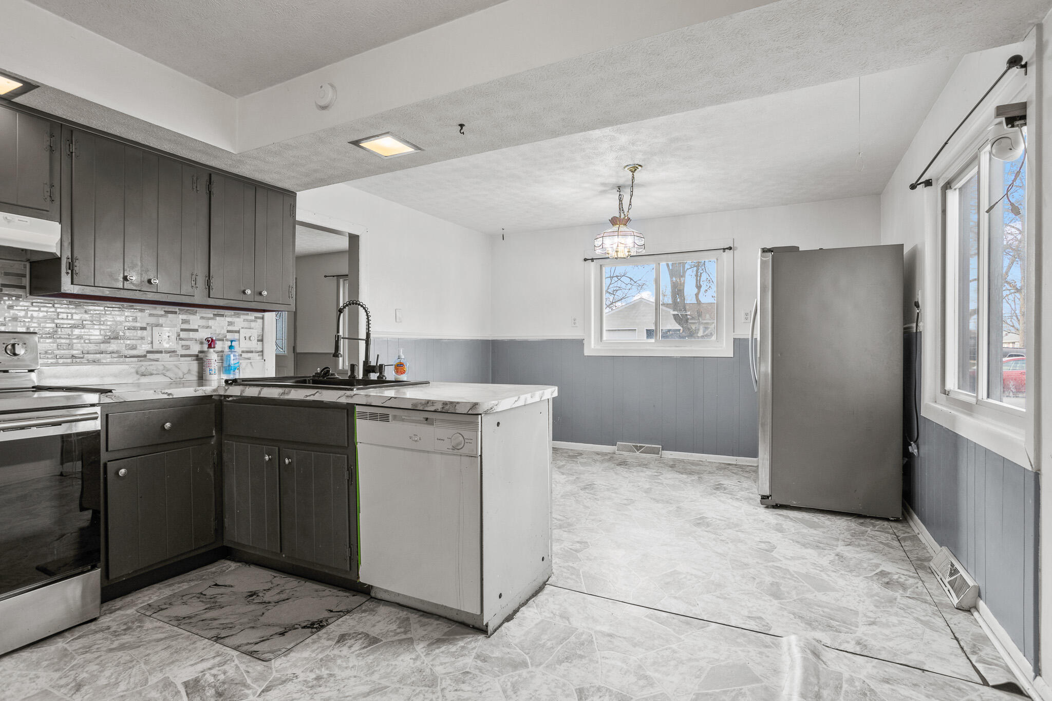 106 Grosbeck Street, Vandalia, Ohio 45377