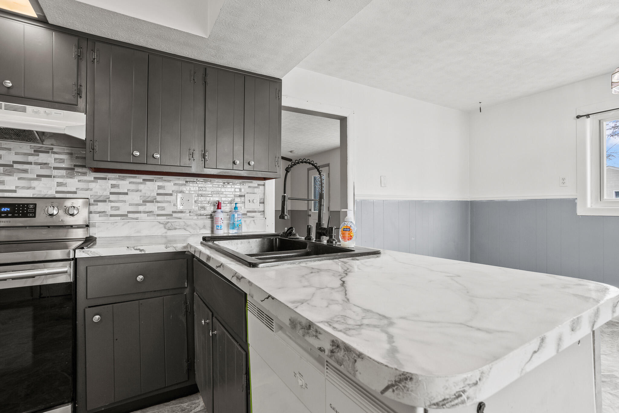 106 Grosbeck Street, Vandalia, Ohio 45377