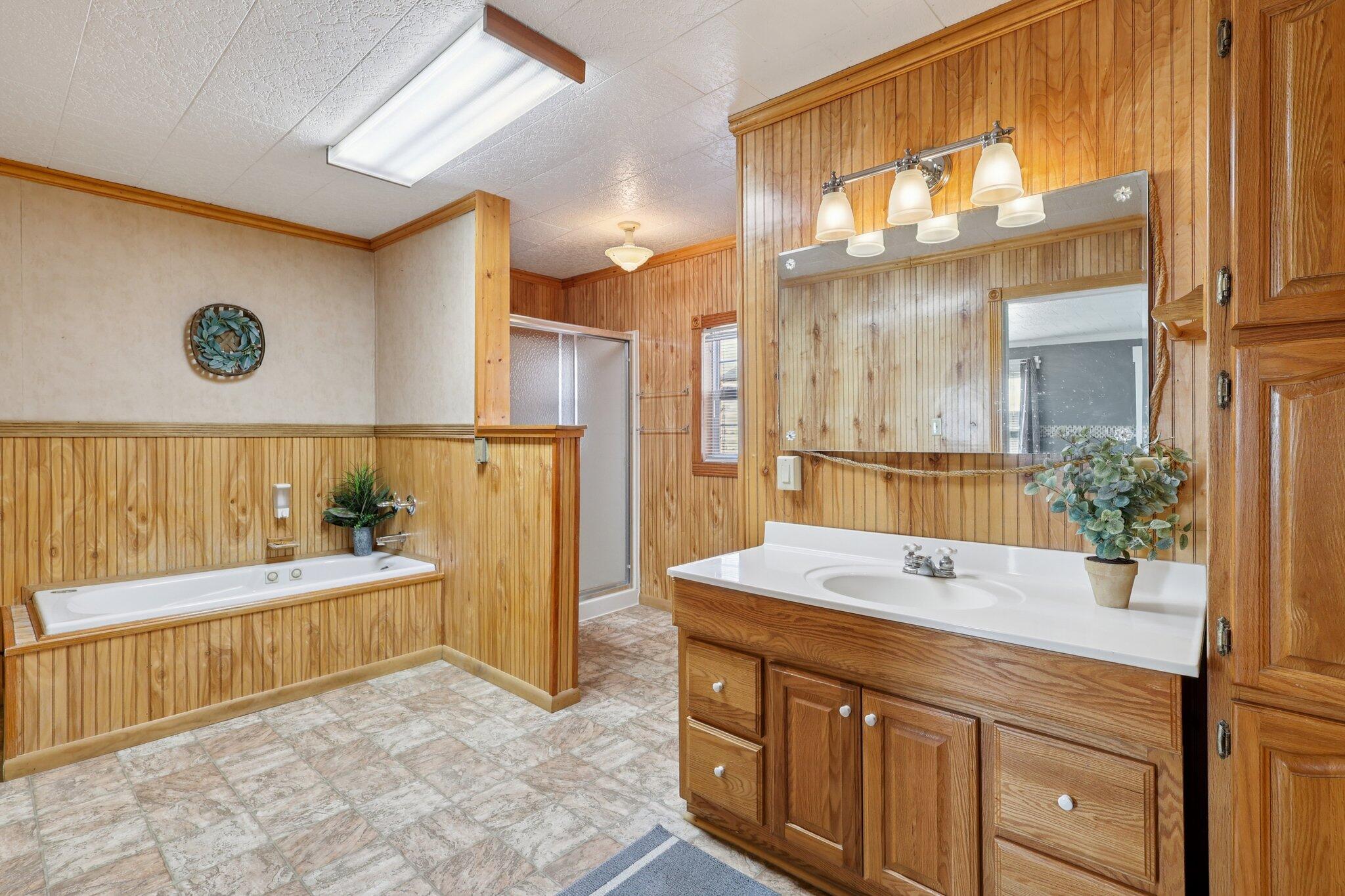 8868 Old US Rt 36, Bradford, Ohio 45308