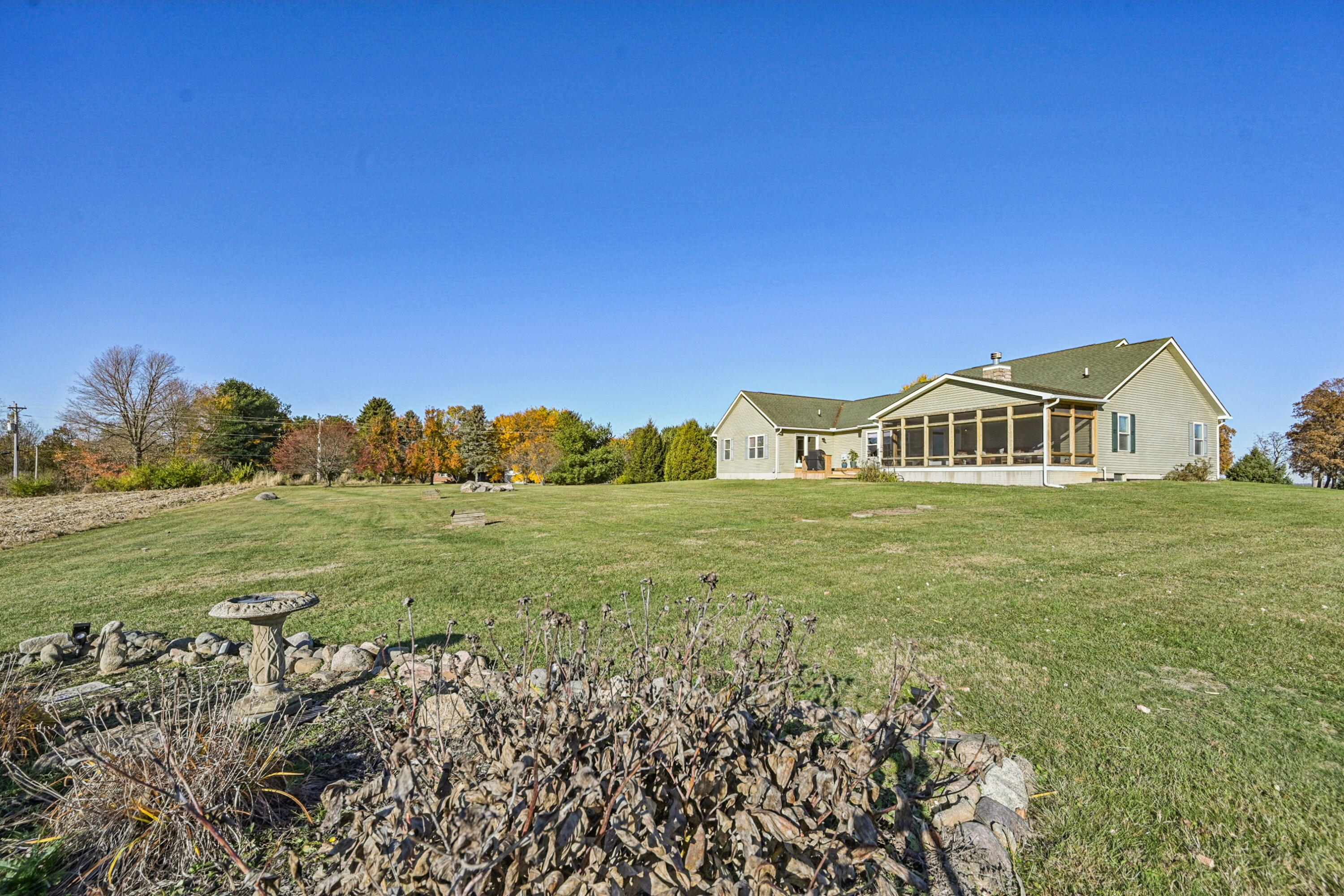 6153 County Road 18, Bellefontaine, Ohio 43311