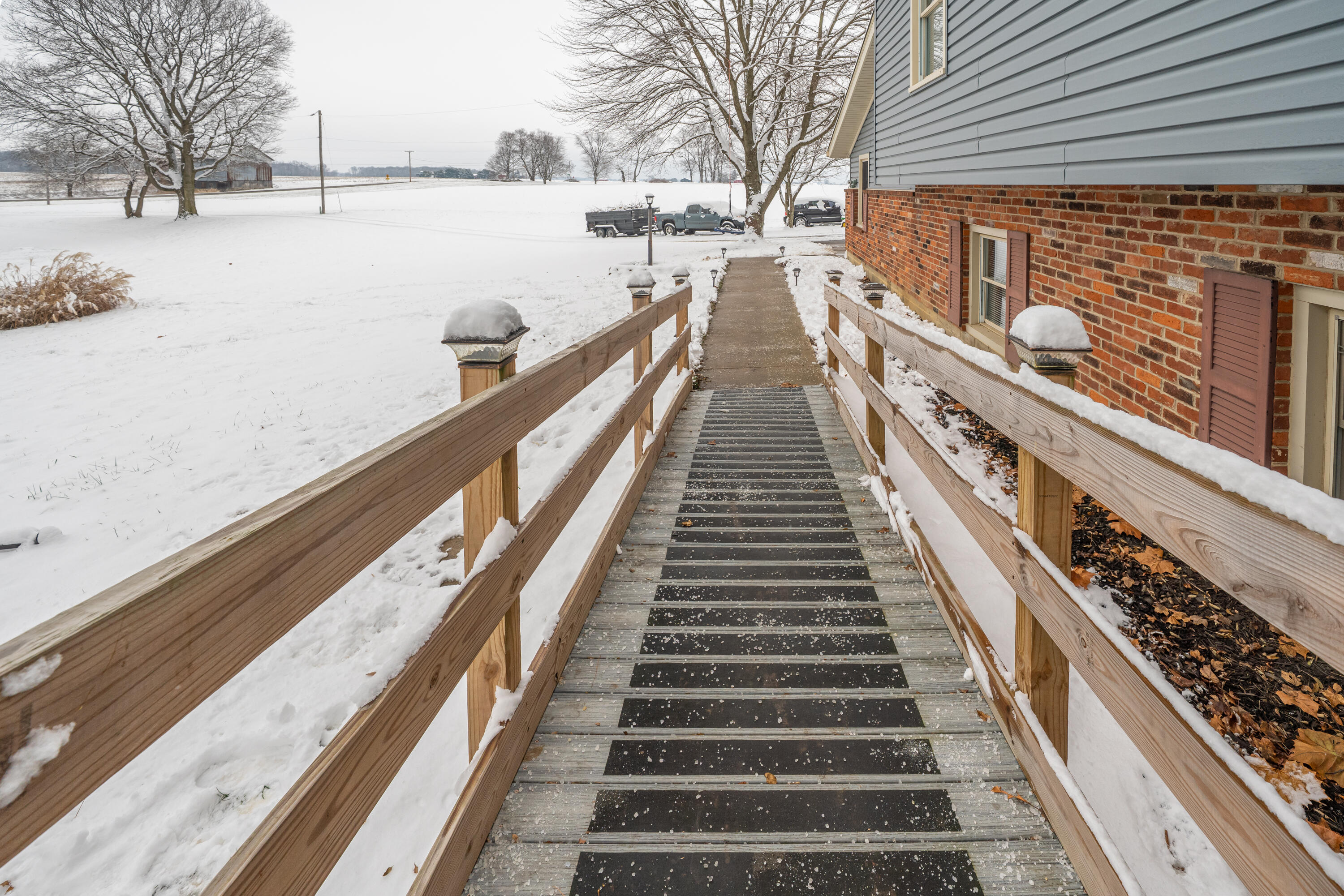 9901 Ballentine Pike, New Carlisle, Ohio 45344