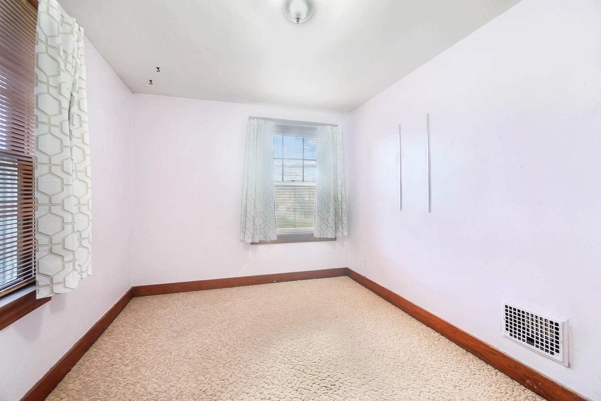 710 Greenlawn Avenue, Dayton, Ohio 45403