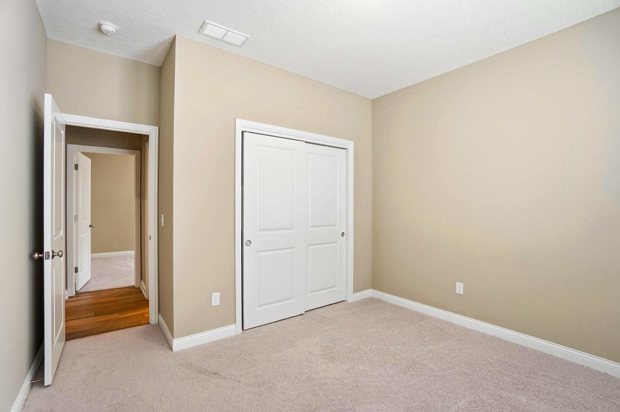 286 Hampton Trail, Springfield, Ohio 45502