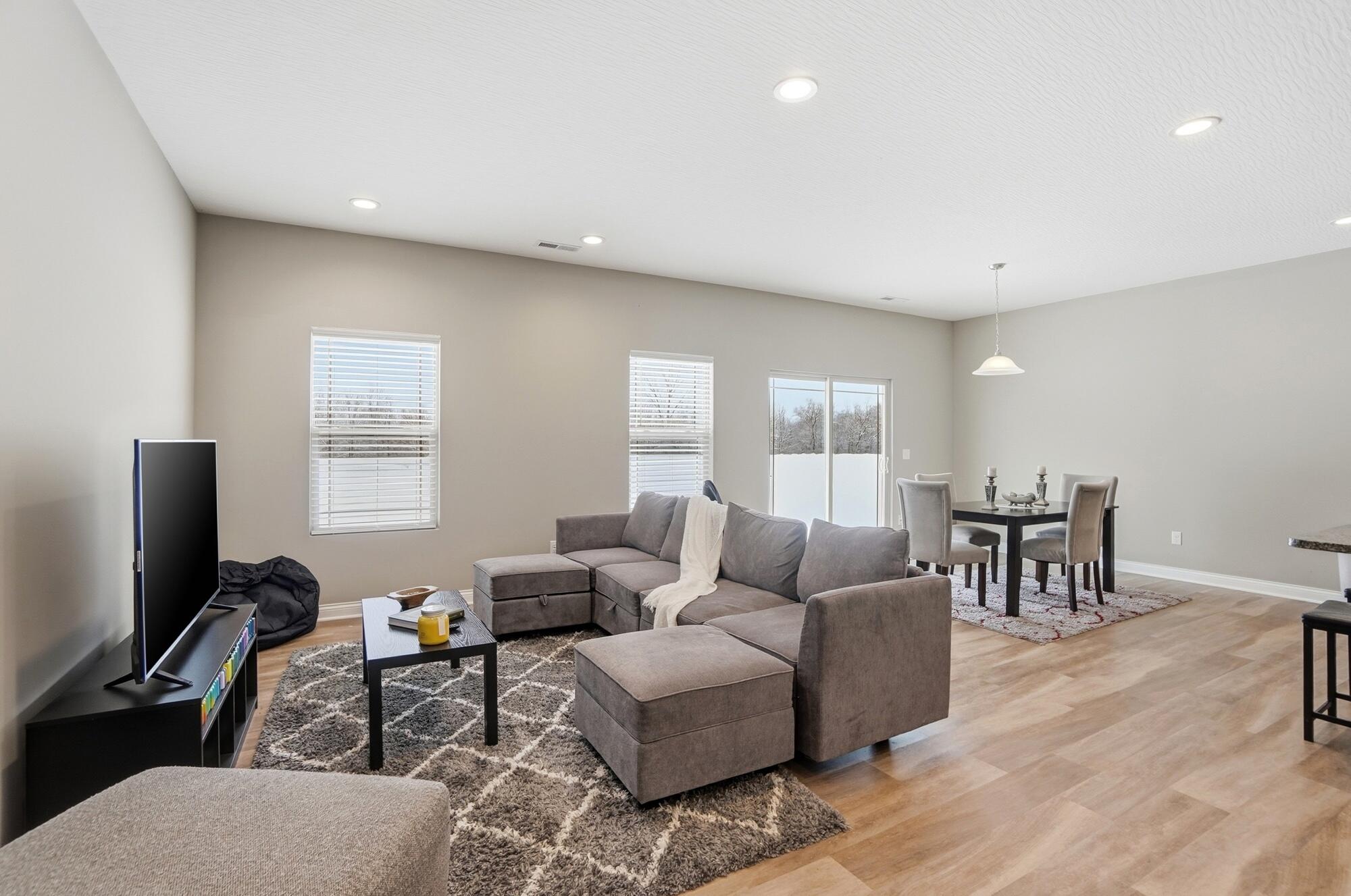 286 Hampton Trail, Springfield, Ohio 45502