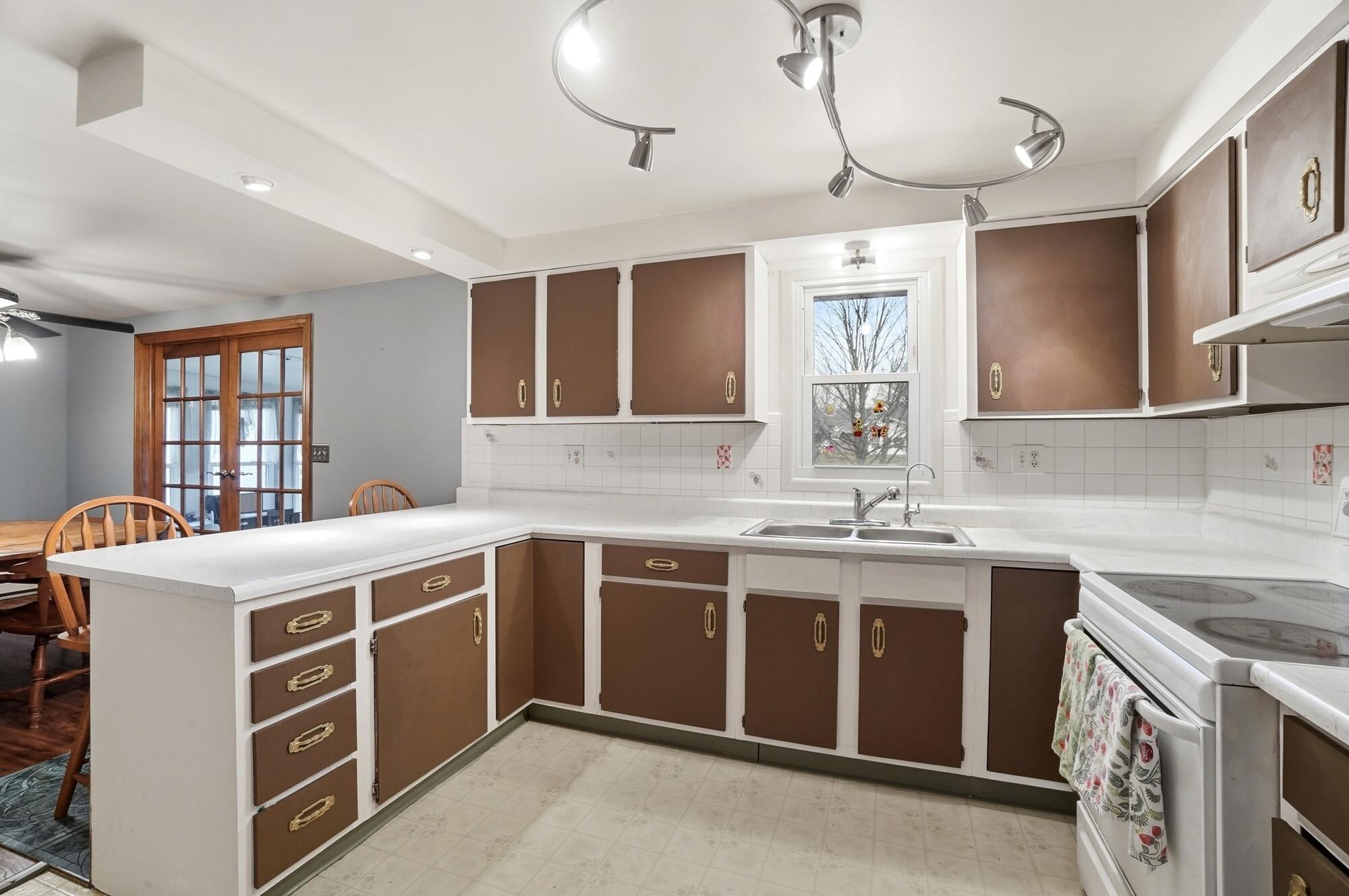 2400 Thor Drive, Springfield, Ohio 45503