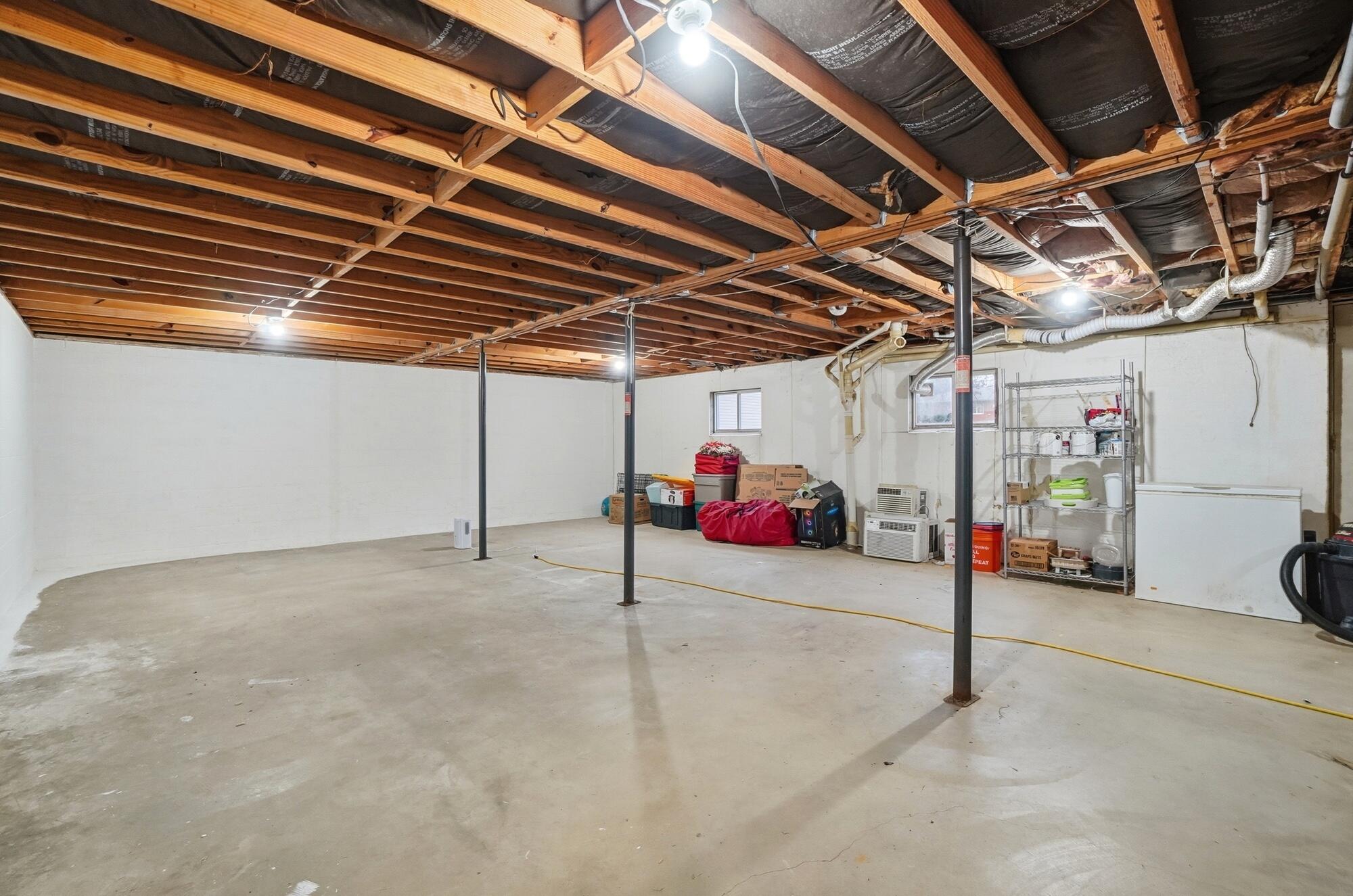 2400 Thor Drive, Springfield, Ohio 45503