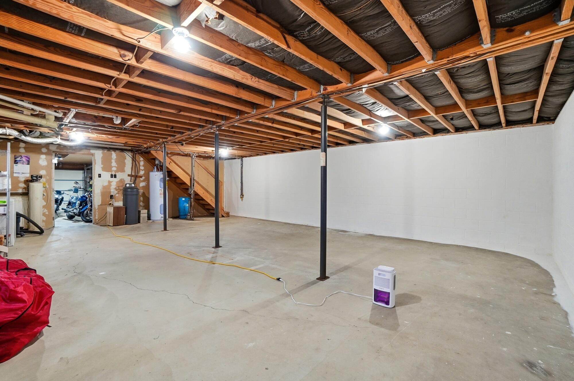 2400 Thor Drive, Springfield, Ohio 45503